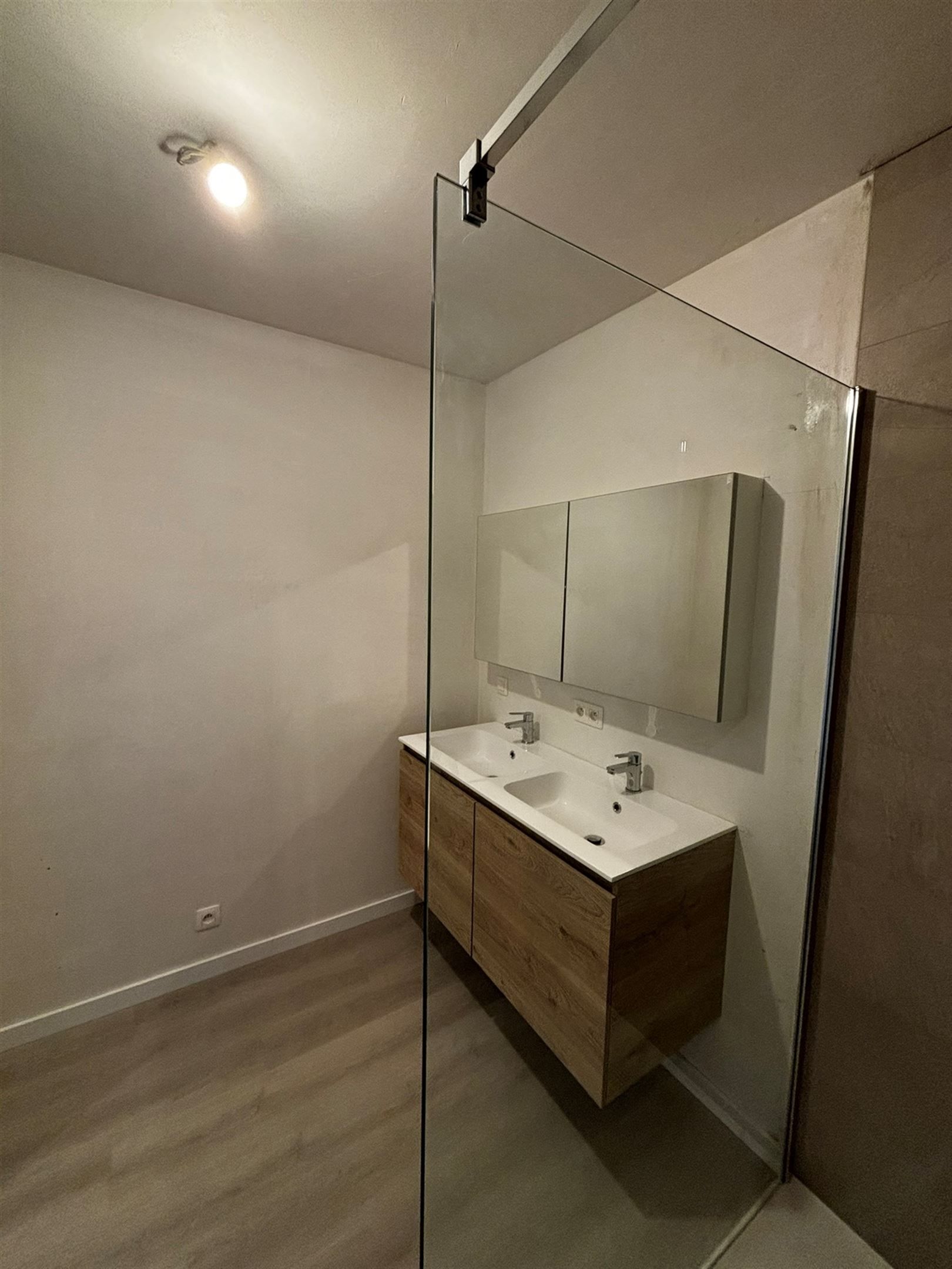 Nieuwbouw met 4 slaapkamers foto 12