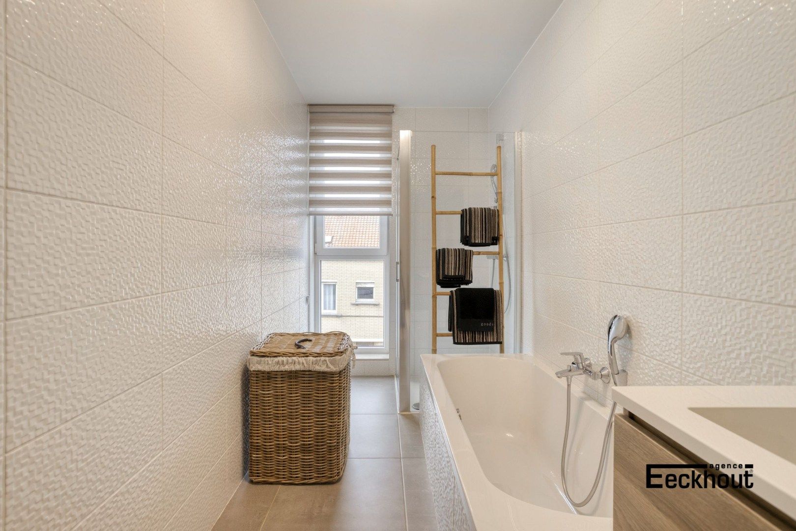 Moderne rijwoning met 3 slaapkamers - Ideaal als investeringspand wegens aanwezigheid van vaste huurders foto 10