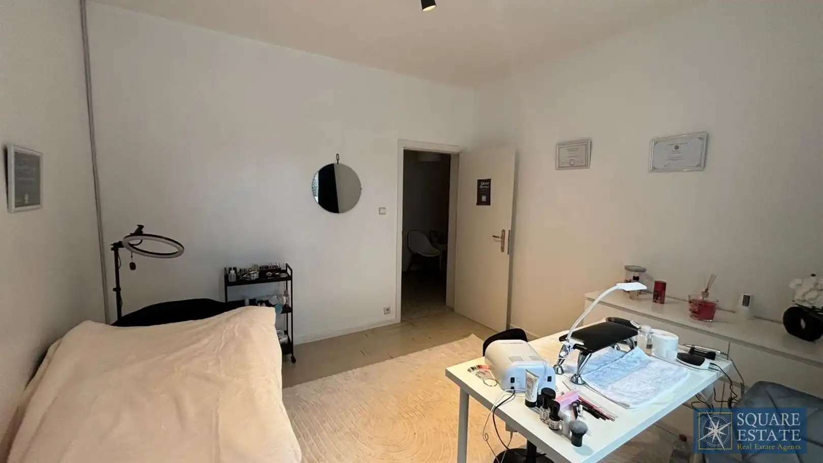 Schitterende begane grond gelegen op het Limburgse Stirum foto 7