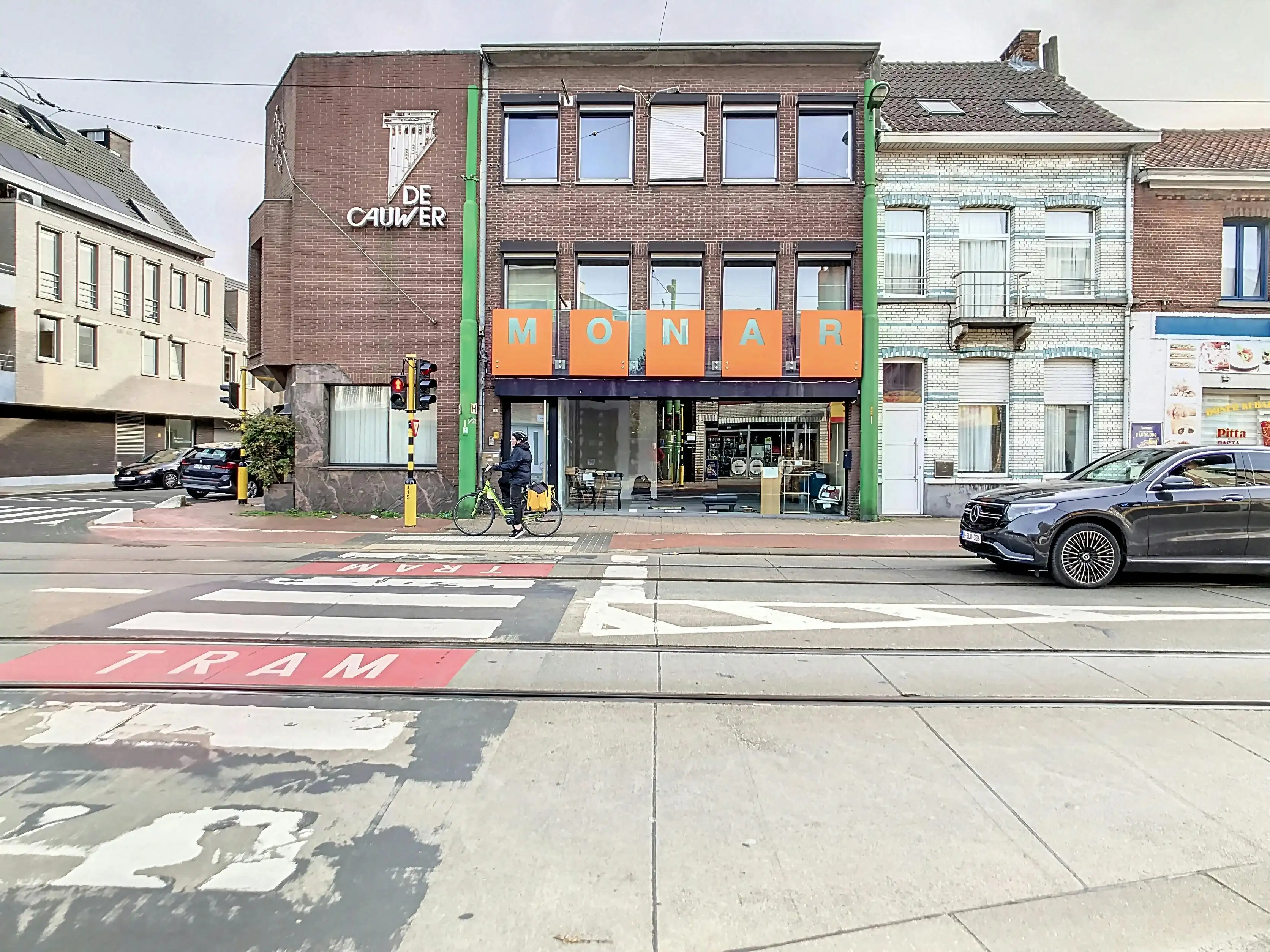 Ruim duplexappartement met handelsruimte centrum Zwijndrecht foto 31