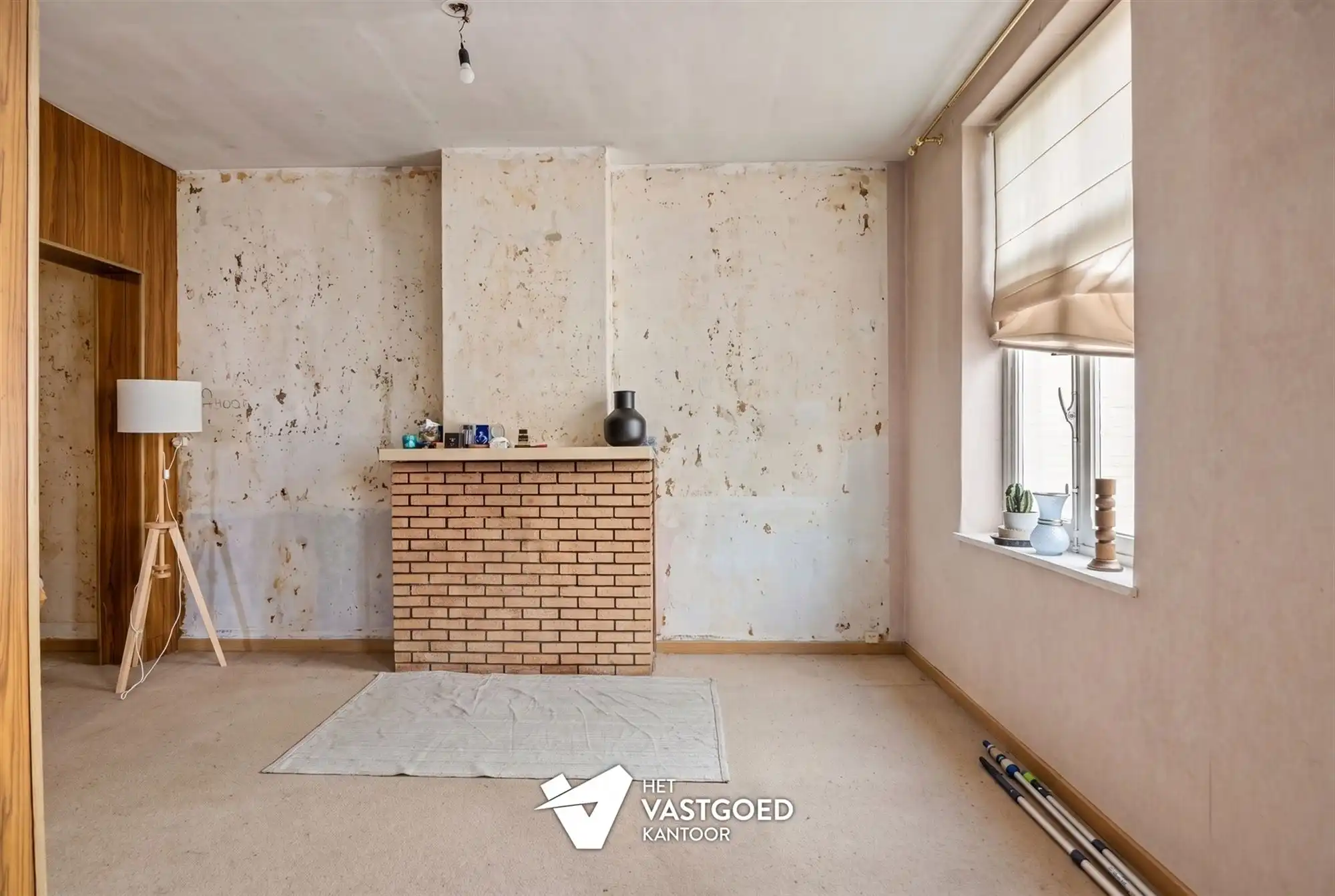 TE RENOVEREN KARAKTERVOLLE WONING MET 3 SLAAPKAMERS TE BERINGEN-MIJN foto 7