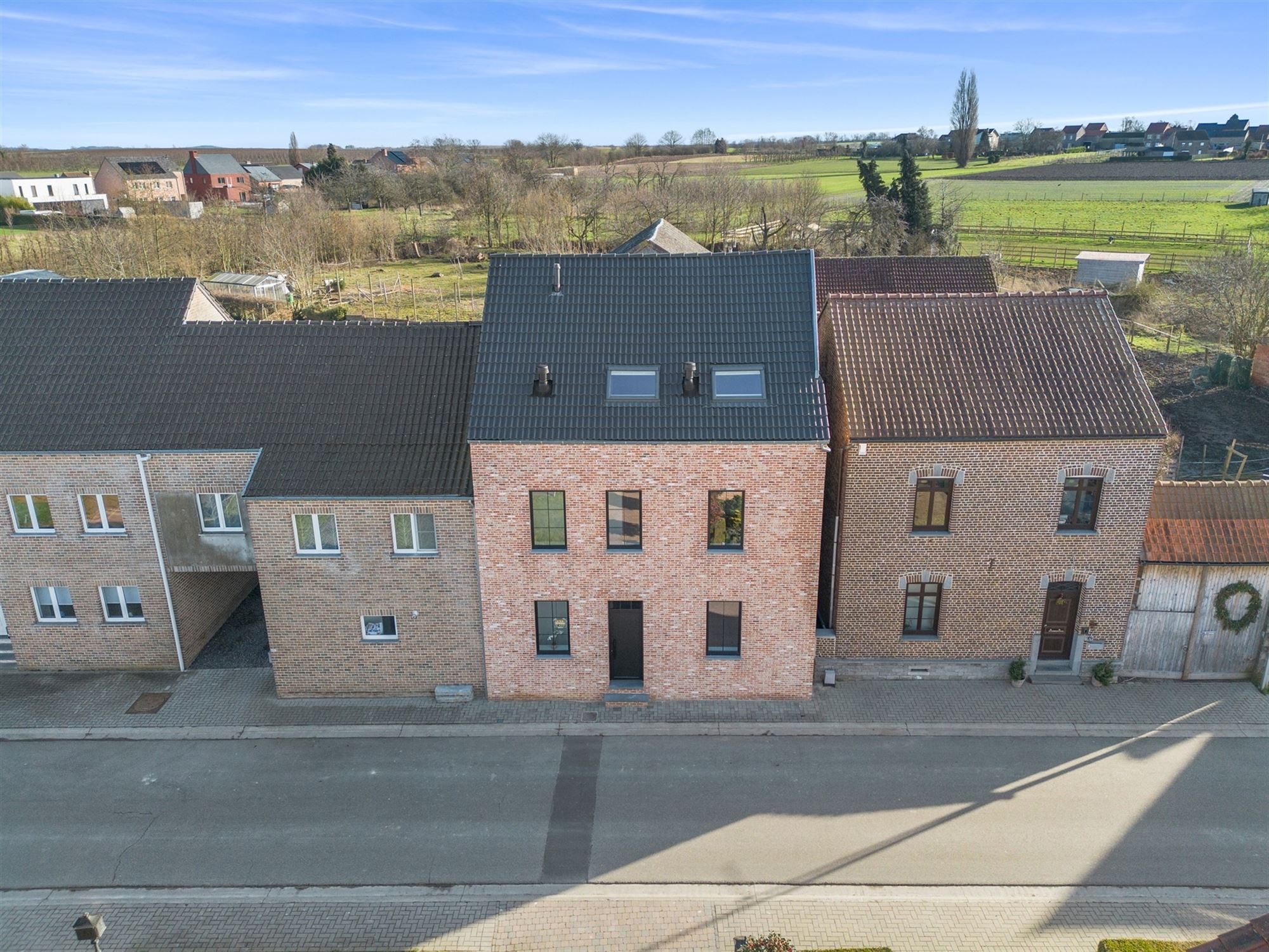 UNIEKE ENERGIEZUINIGE GEZINSWONING MET 2 PARKEERPLAATSEN IN HET LANDELIJKE MIELEN-BOVEN-AALST  foto 31