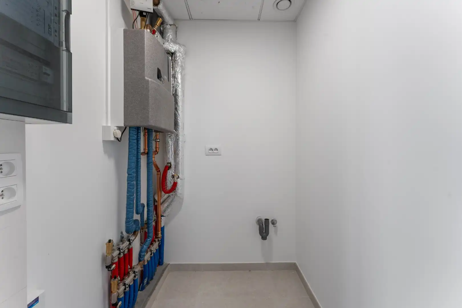 Mooie serviceflat te koop in standingvol gebouw foto 11