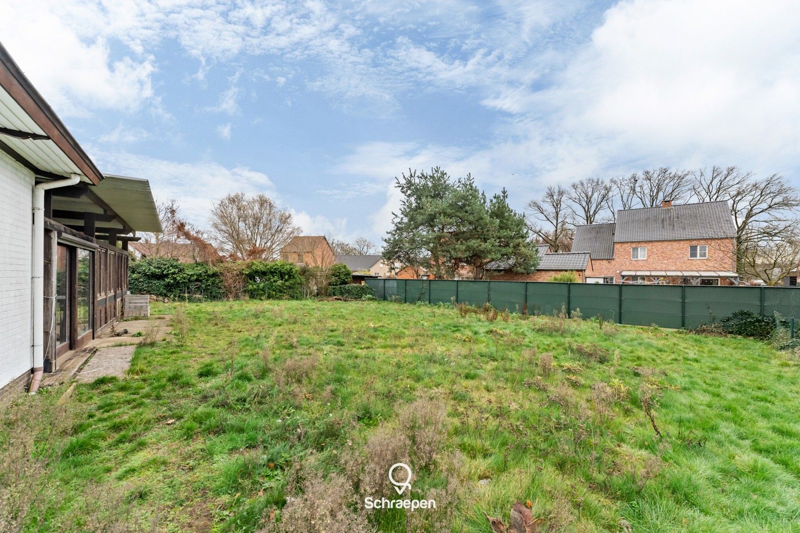 Gelijkvloerse woning op zuidoostelijk perceel van 10,5 are én straatbreedte van maar liefst 30 meter! foto 24