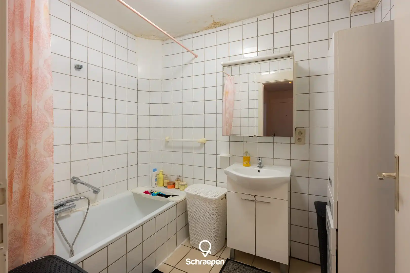 Lichtrijk gelijkvloers appartement met garagebox en privétuintje nabij Zonhoven-centrum! foto 13