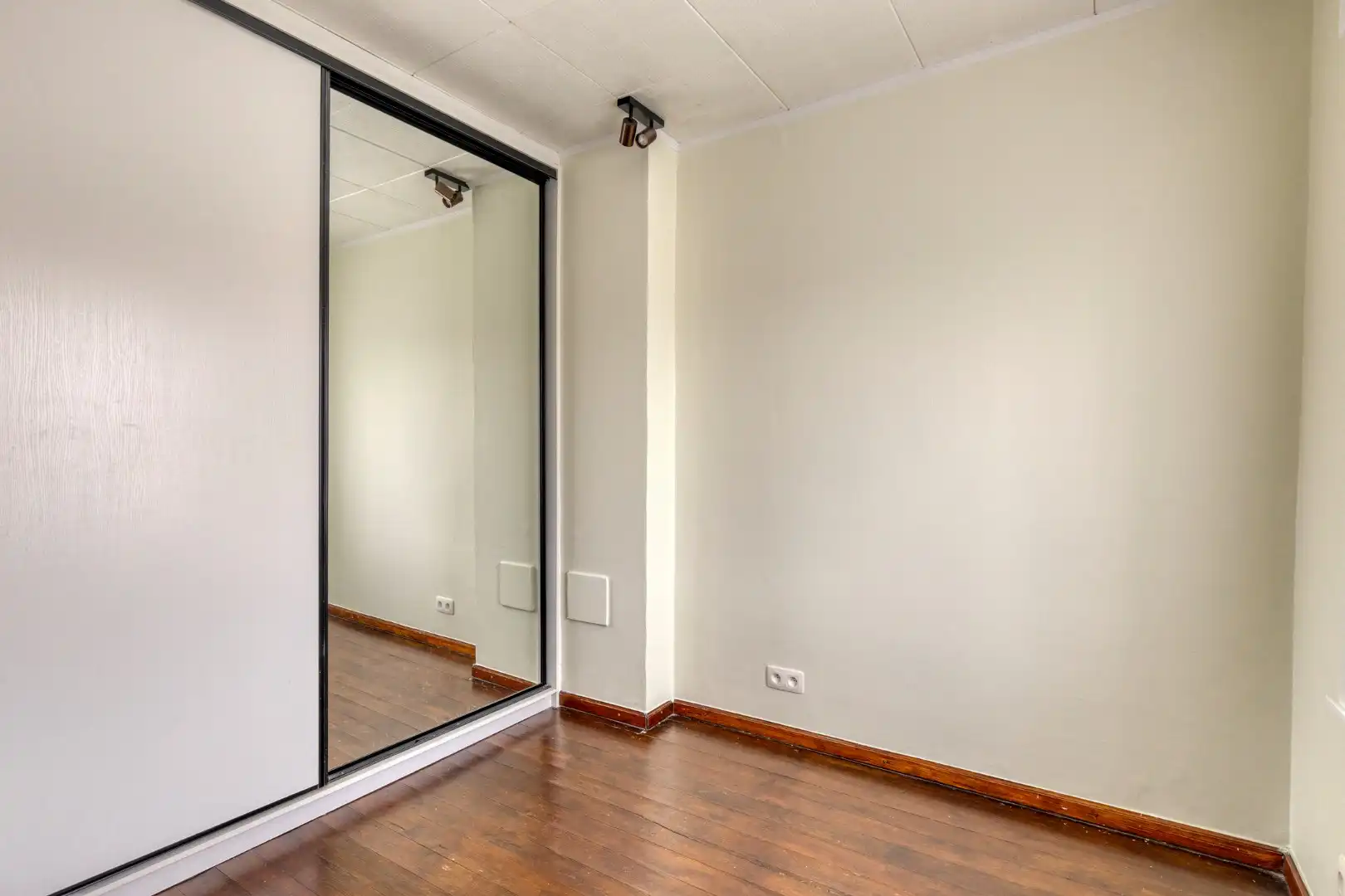 Woning met 3 slaapkamers, garage en tuintje! foto 10