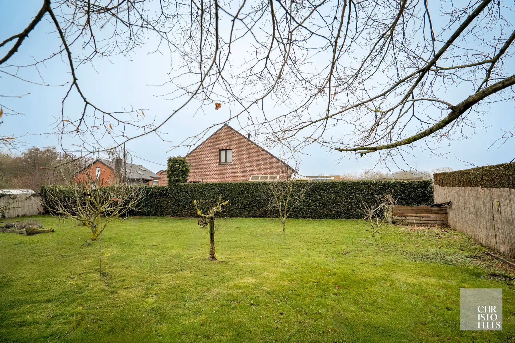 Ruime woning in Bilzen met veel woon- en werkmogelijkheden!  foto 19