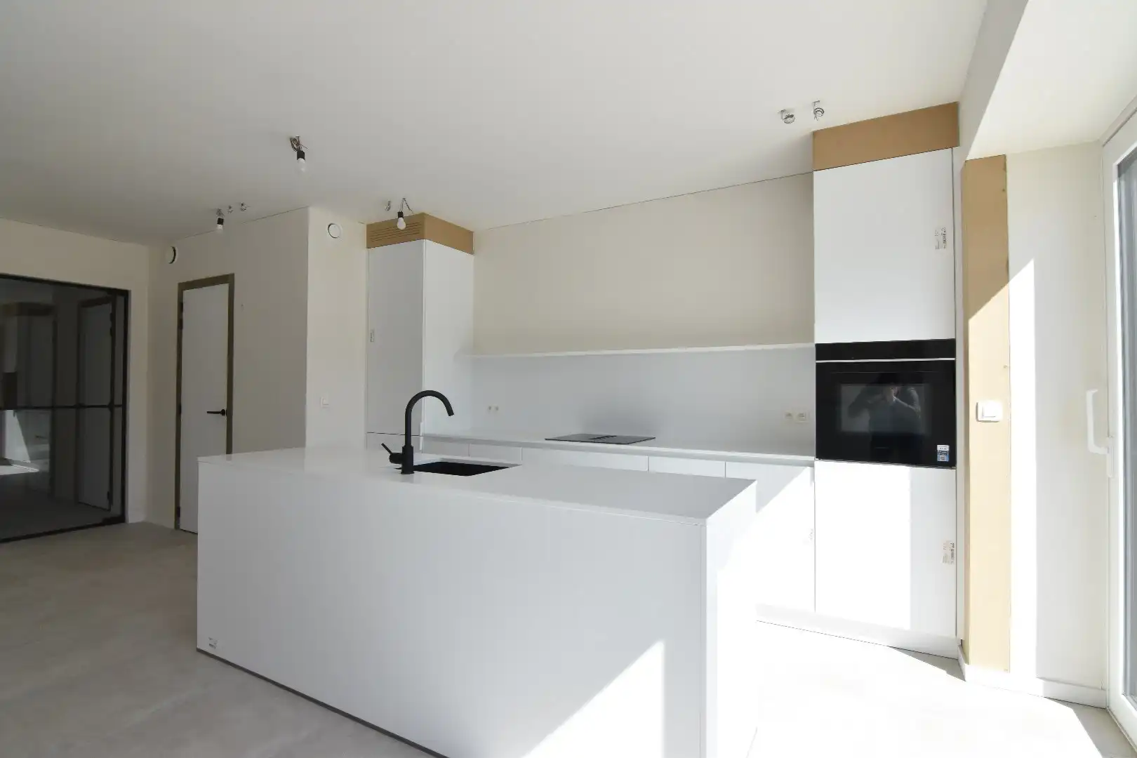 Nieuwbouwappartement gelijkvloers - één slaapkamer foto 6