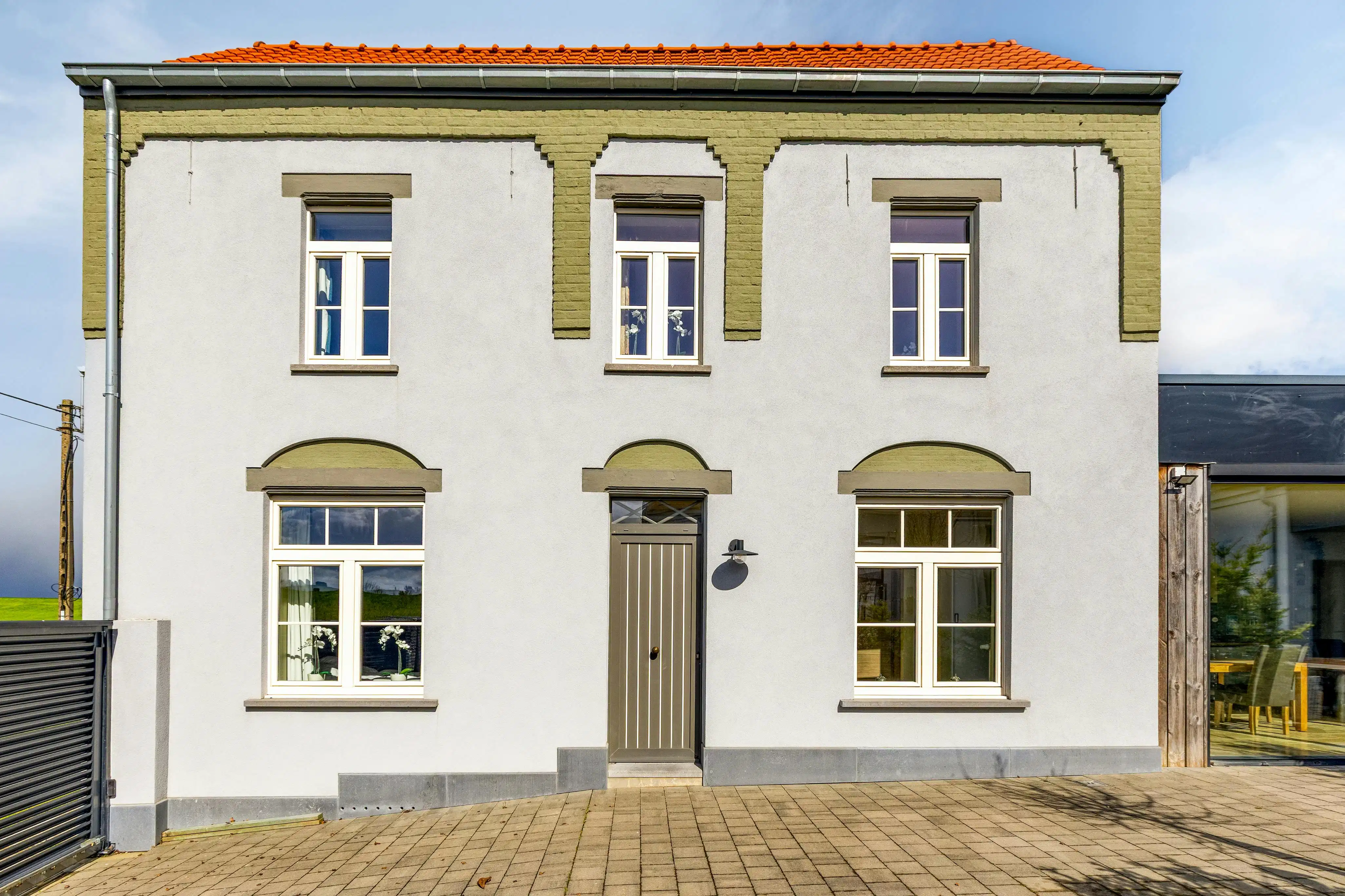 Gerenoveerd huis met wellness te koop in Zottegem foto 22