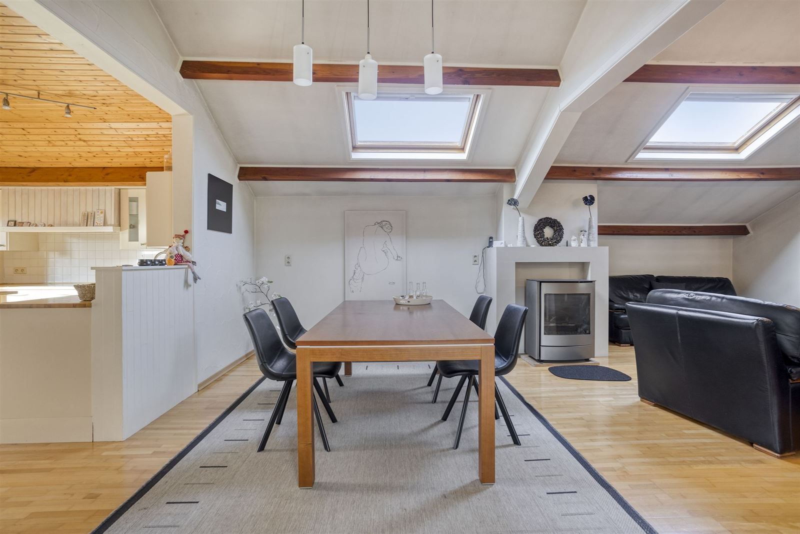 Unieke kans : Horeca met parking en instap klare woonst met 5 slaapkamers foto 16