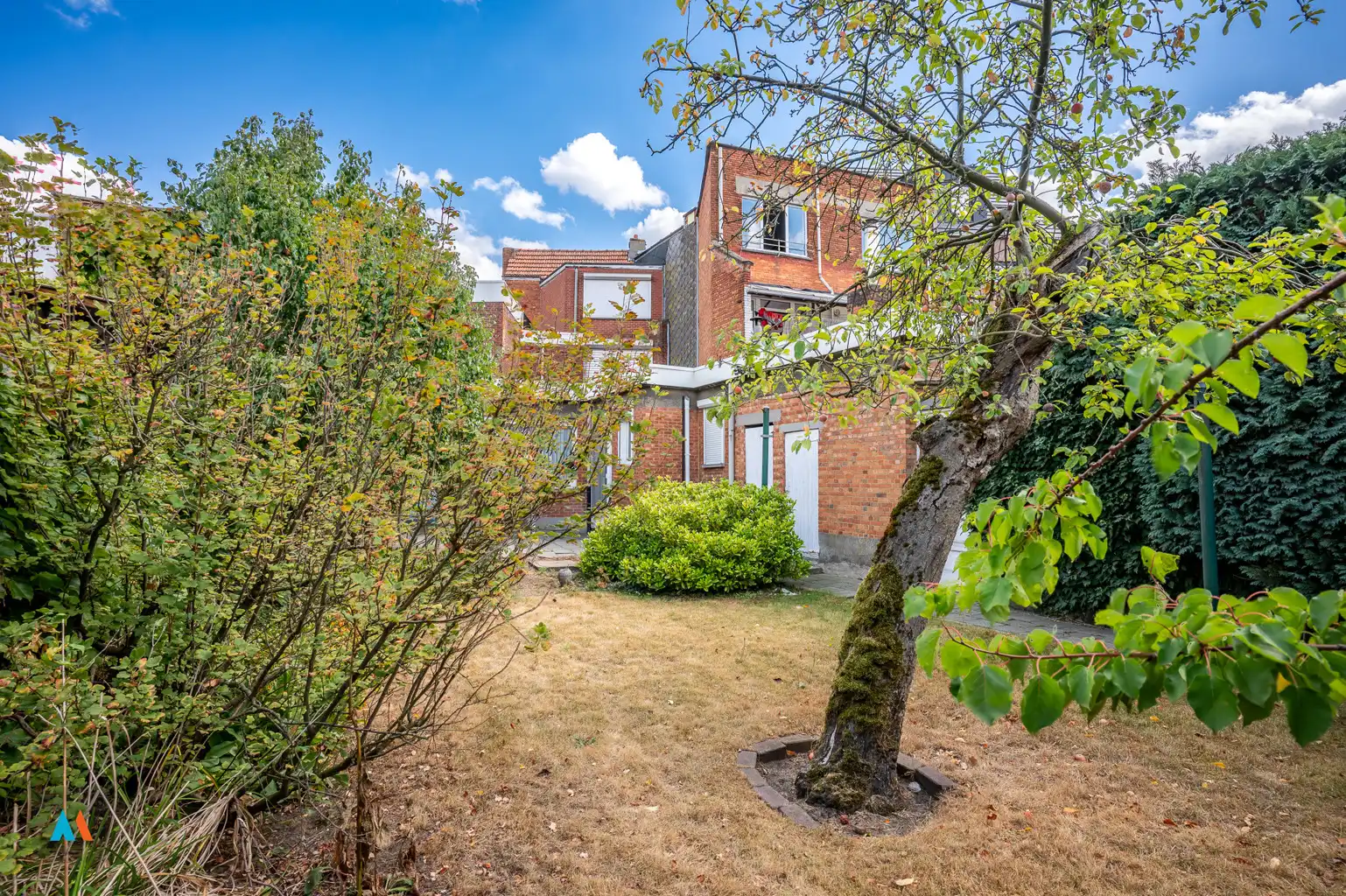 Karaktervolle handelswoning foto 4