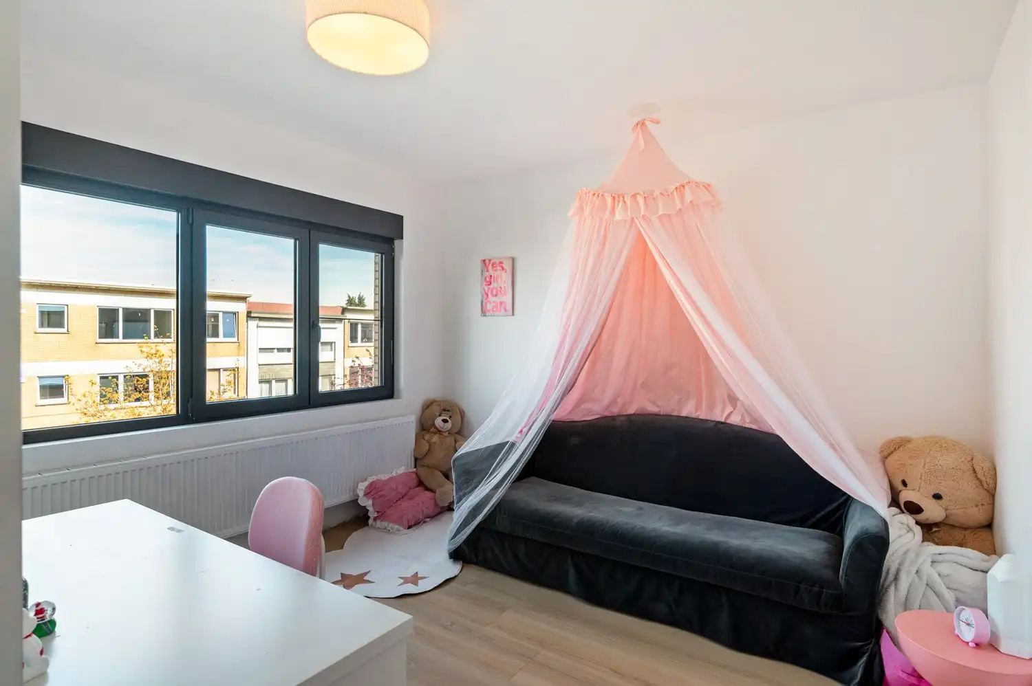 Recent gerenoveerde woning met 3 slaapkamers en zonnige tuin in Hoevenen foto 18