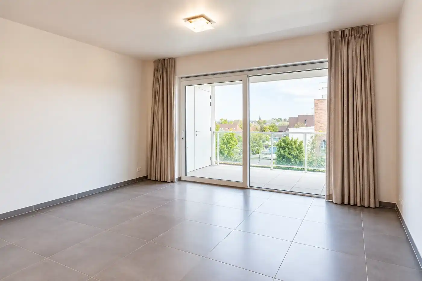 Modern appartement met 2 slaapkamers en autostaanplaats in Zwevegem foto 5