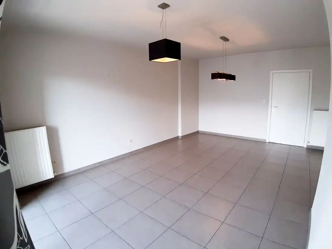 Perfect gelegen appartement te Genk foto 3