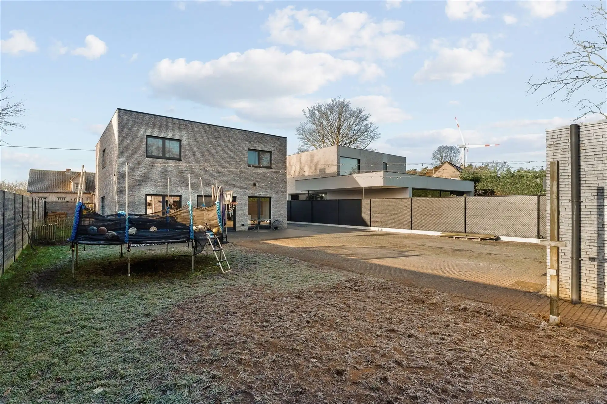 MODERNE EN RECENT GEBOUWDE WONING MET 5 SLAAPKAMERS OP EEN RUIM PERCEEL VAN 13A46CA TE PAAL foto 32