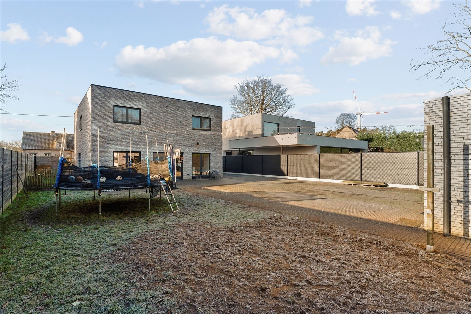 MODERNE EN RECENT GEBOUWDE WONING MET 5 SLAAPKAMERS OP EEN RUIM PERCEEL VAN 13A46CA TE PAAL foto 32