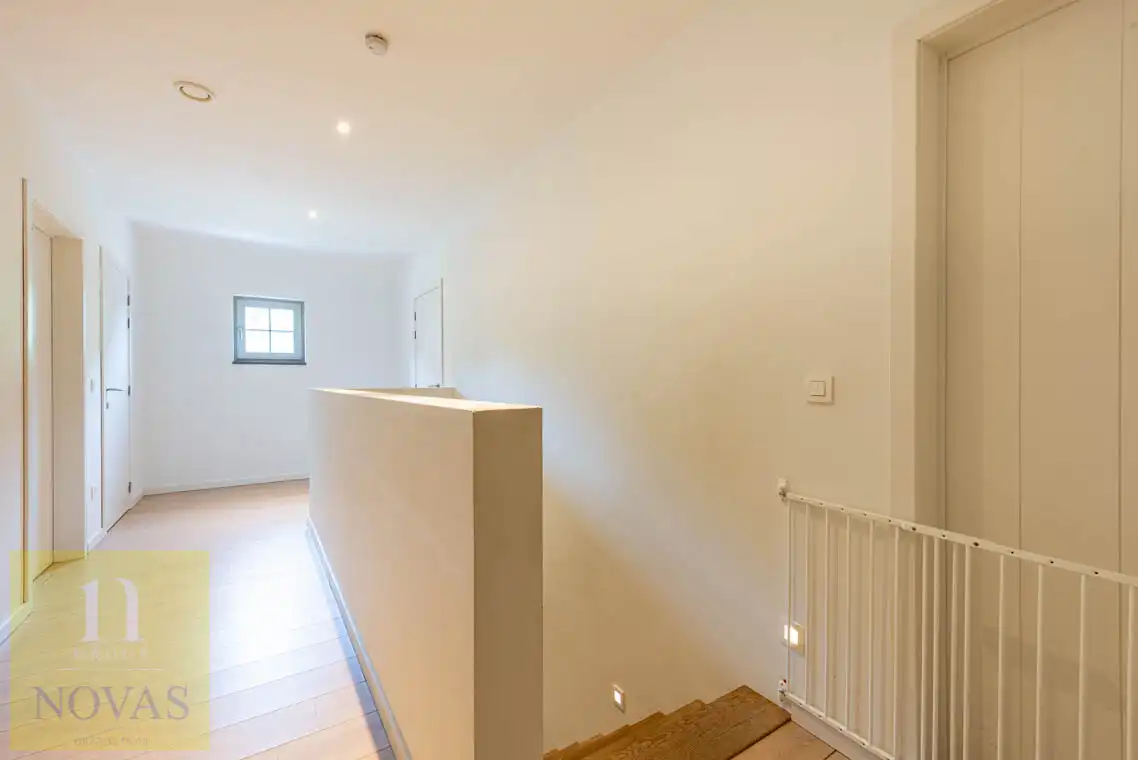 Prachtige woning, zonnepanelen, warmtepomp, thuisbatterij, 4 slaapkamers, bouwjaar 2015 foto 28