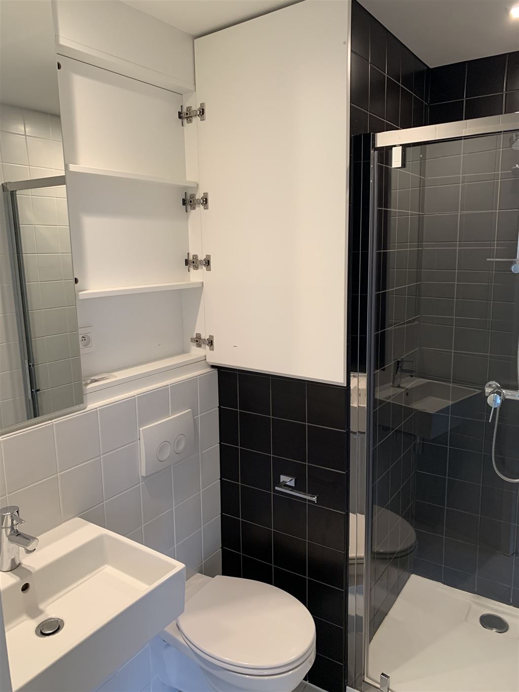 Luxueuze studentenkamers met eigen sanitair! foto 11
