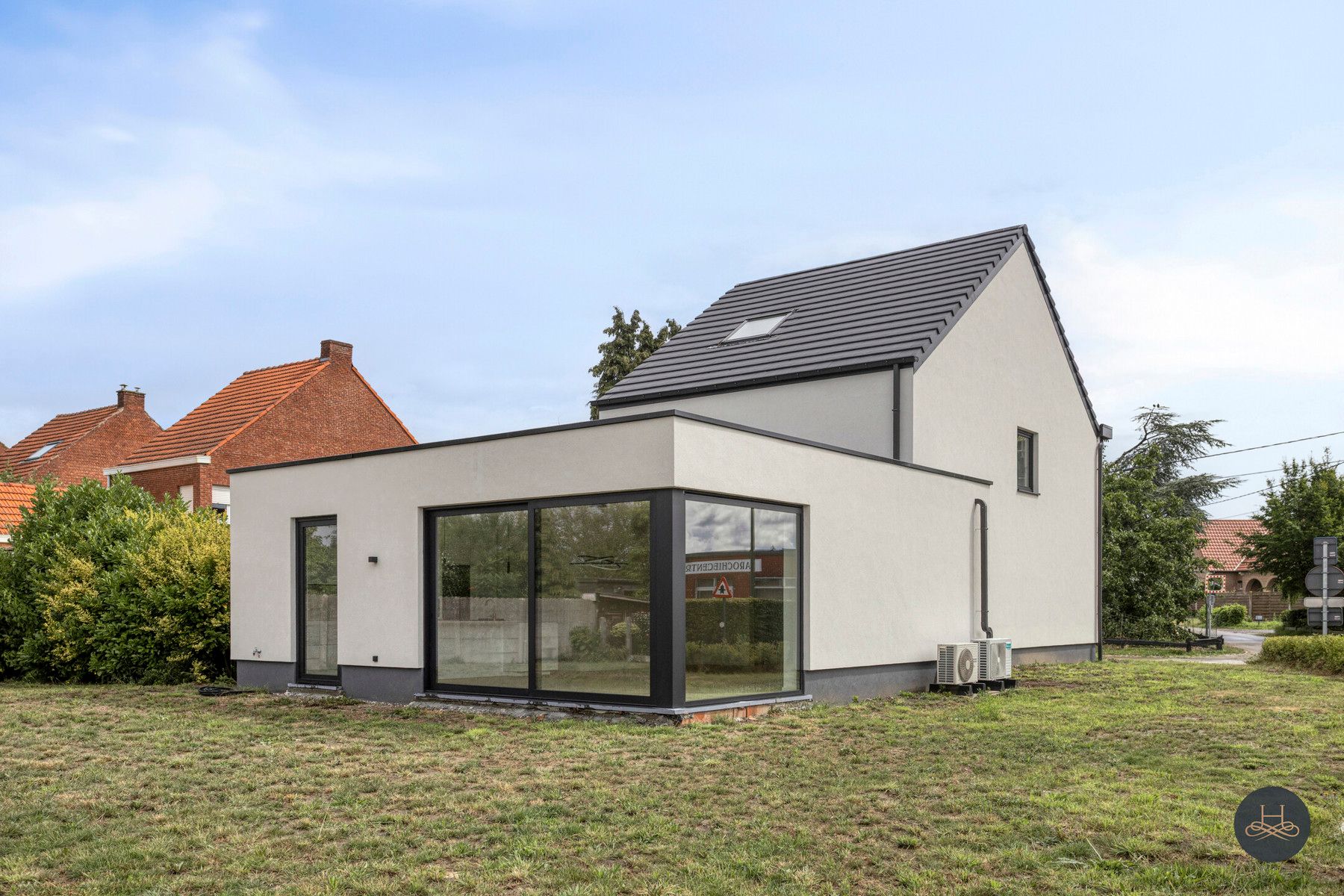 Ruime gezinswoning met vijf slaapkamers foto 23