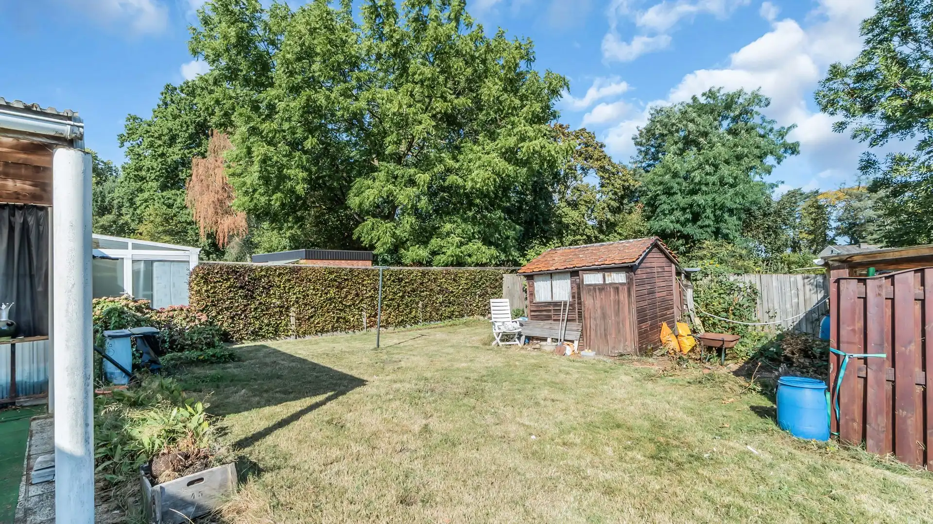 Rustig gelegen te renoveren bungalow met 4 slaapkamers vlakbij Hasselt Centrum foto 21