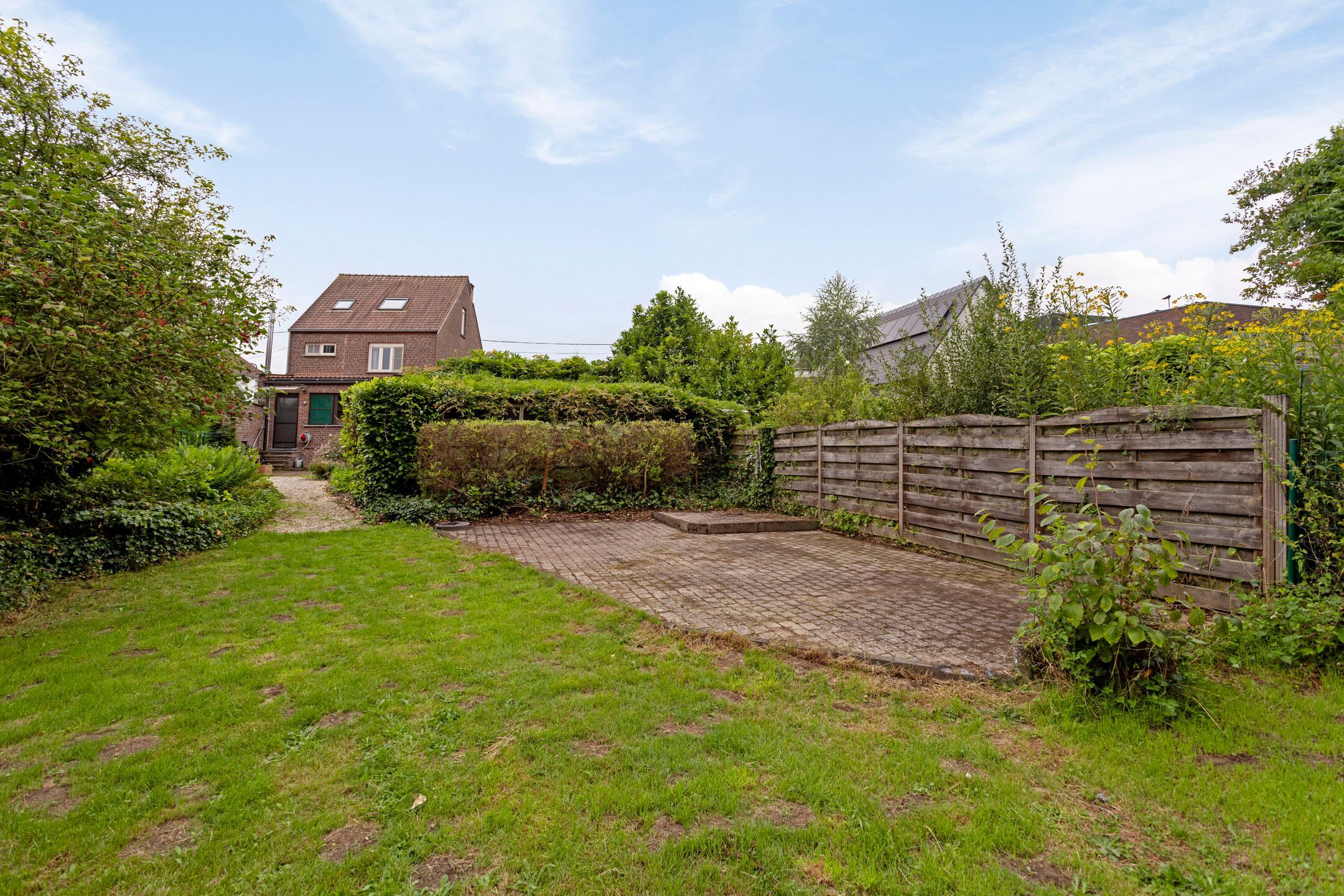 Hoogvlieger te Bierbeek:deels te renoveren met grote tuin foto 26