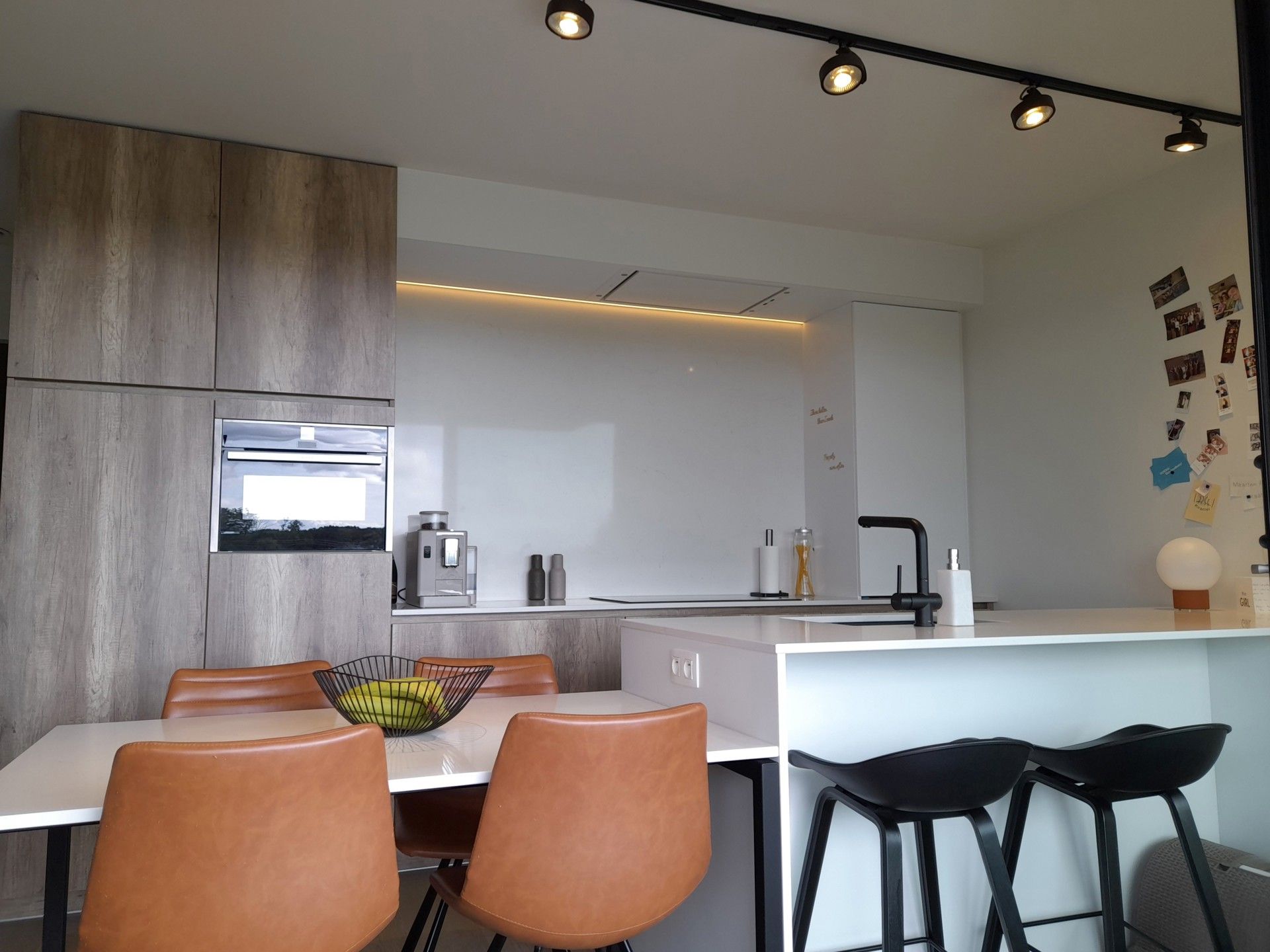 Mooi 2-slpk-appartement met terras foto 12