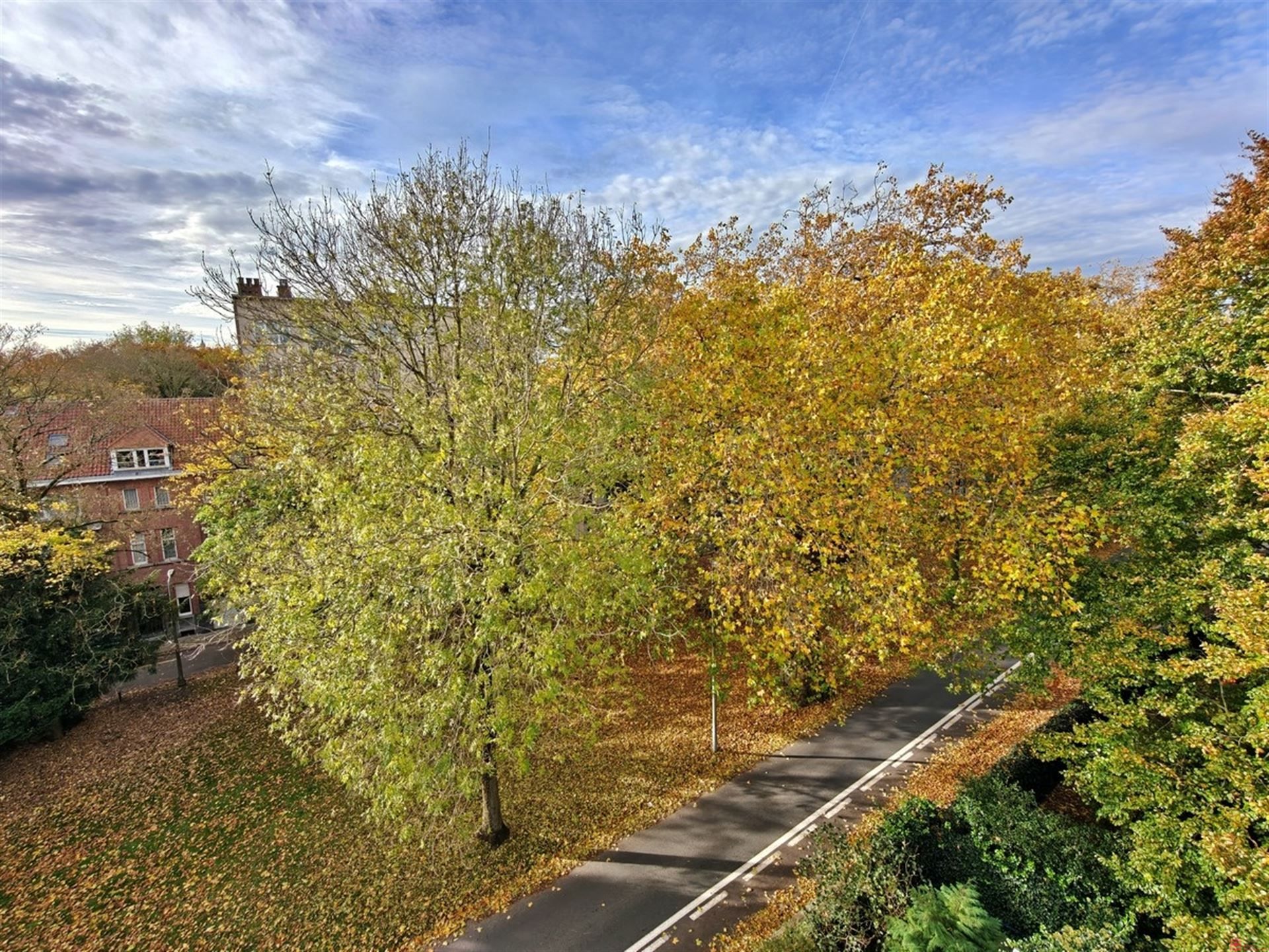 Dakappartement met heel aangenaam terras foto 5