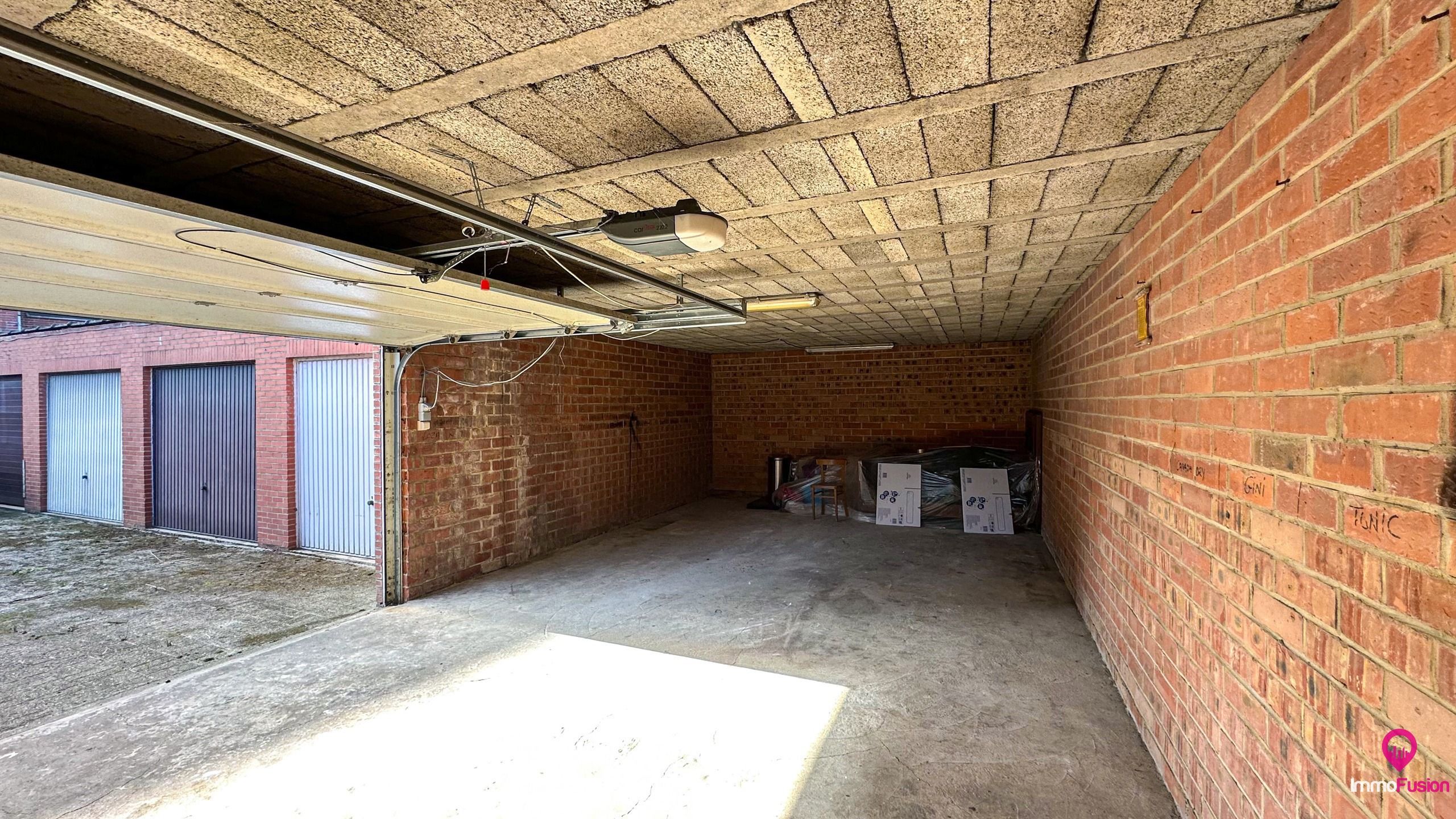 Ruim handelspand met garage in het centrum van Beringen! foto 18