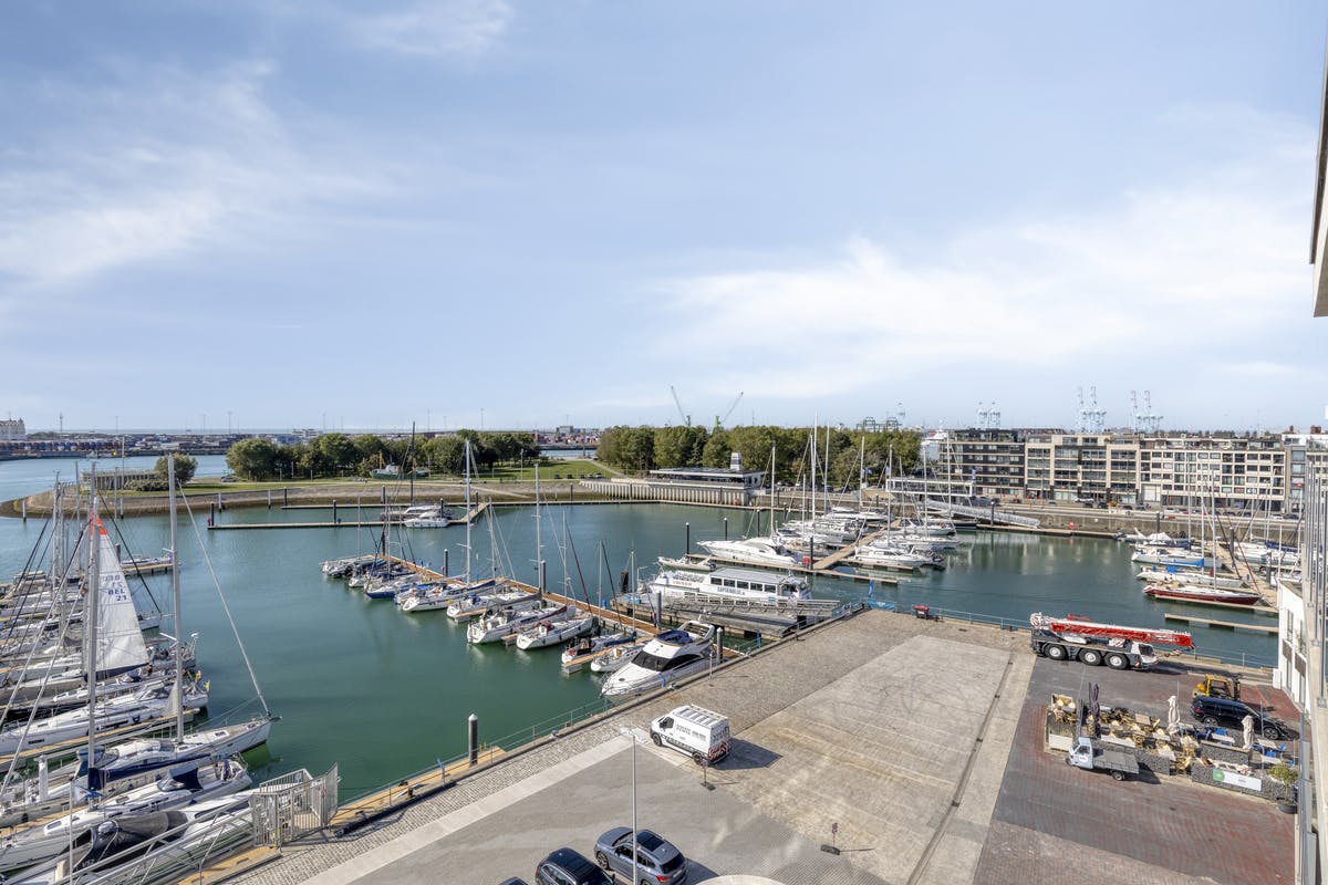 Ruim appartement met terras en zicht op jachthaven te koop foto 8