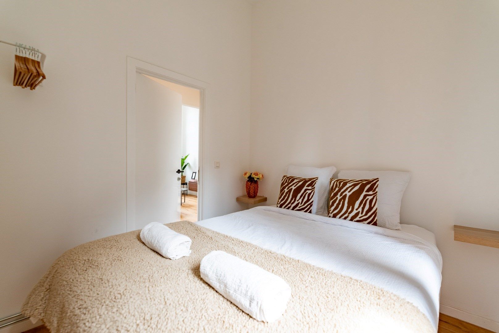Stijlvol bemeubeld appartement met 1 slaapkamer foto 11