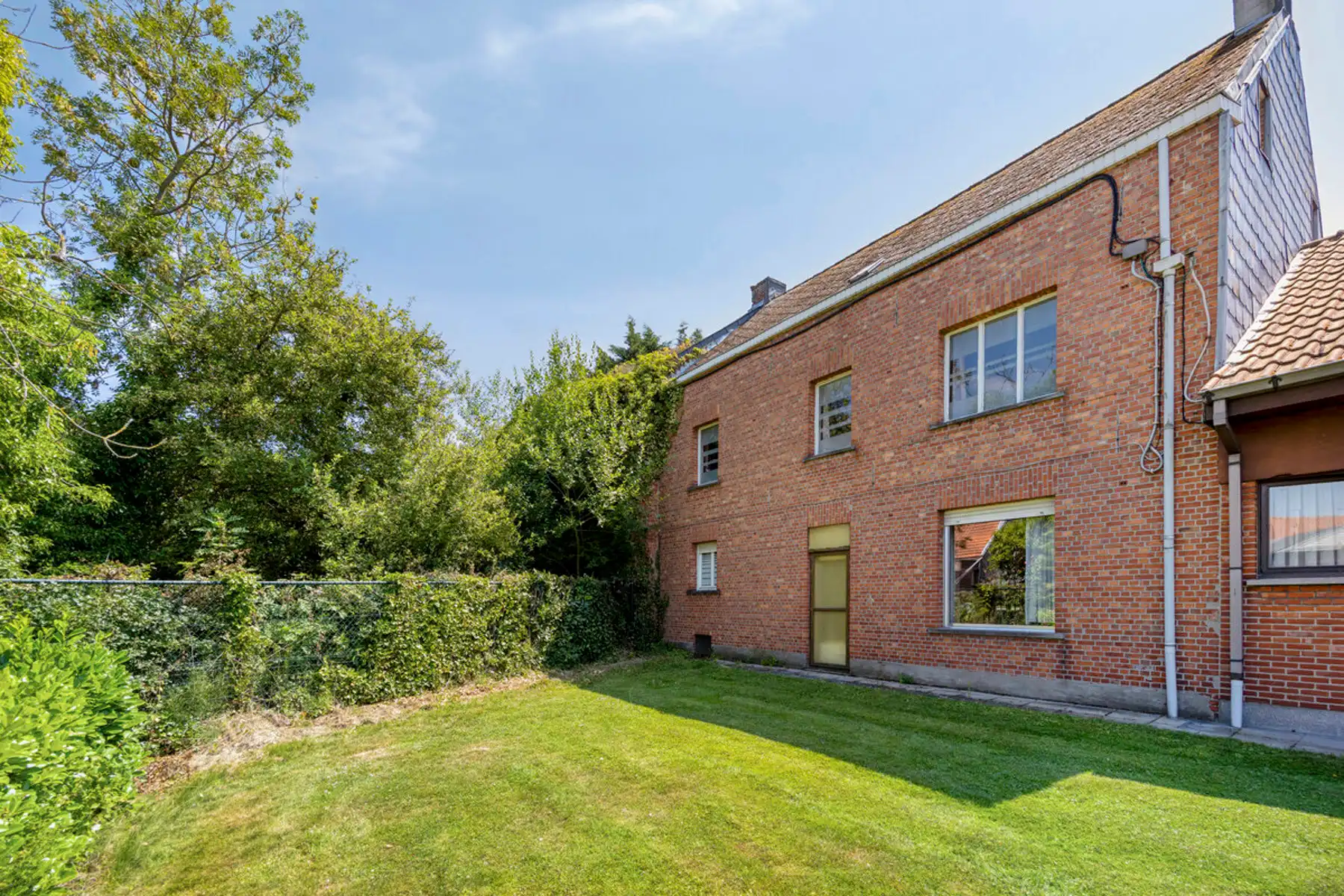 Te renoveren woning op uiterst rustige locatie foto 27