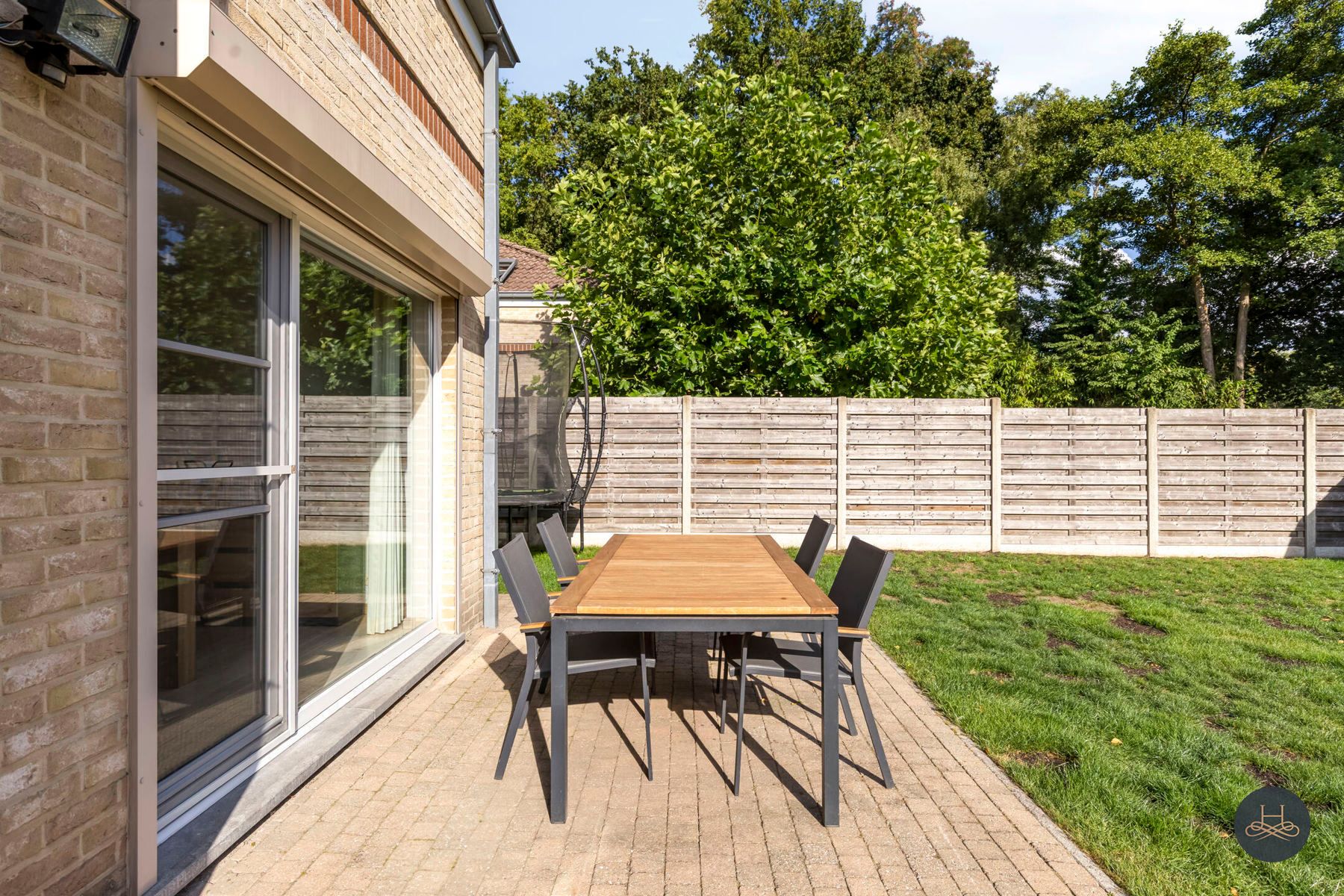 Gezellige halfopen bebouwing met 3 slaapkamers en leuke tuin foto 25