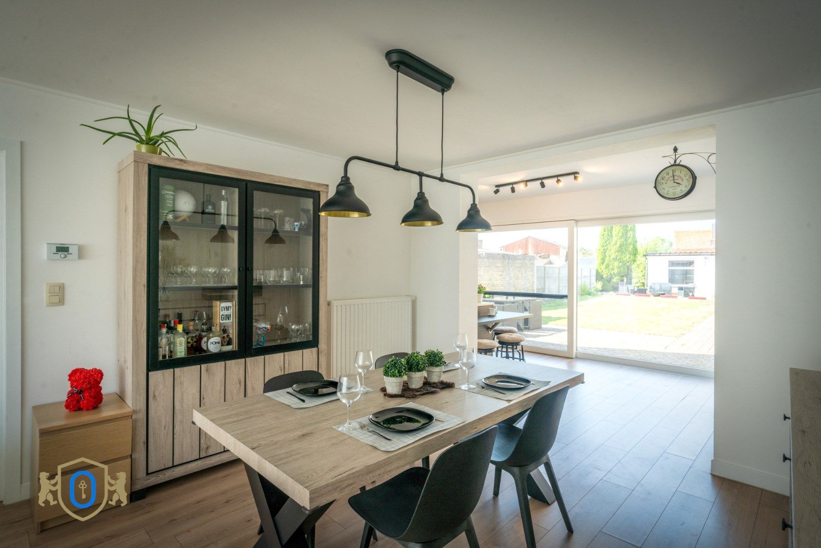 4-slpkr woning met garage & tuin foto 8