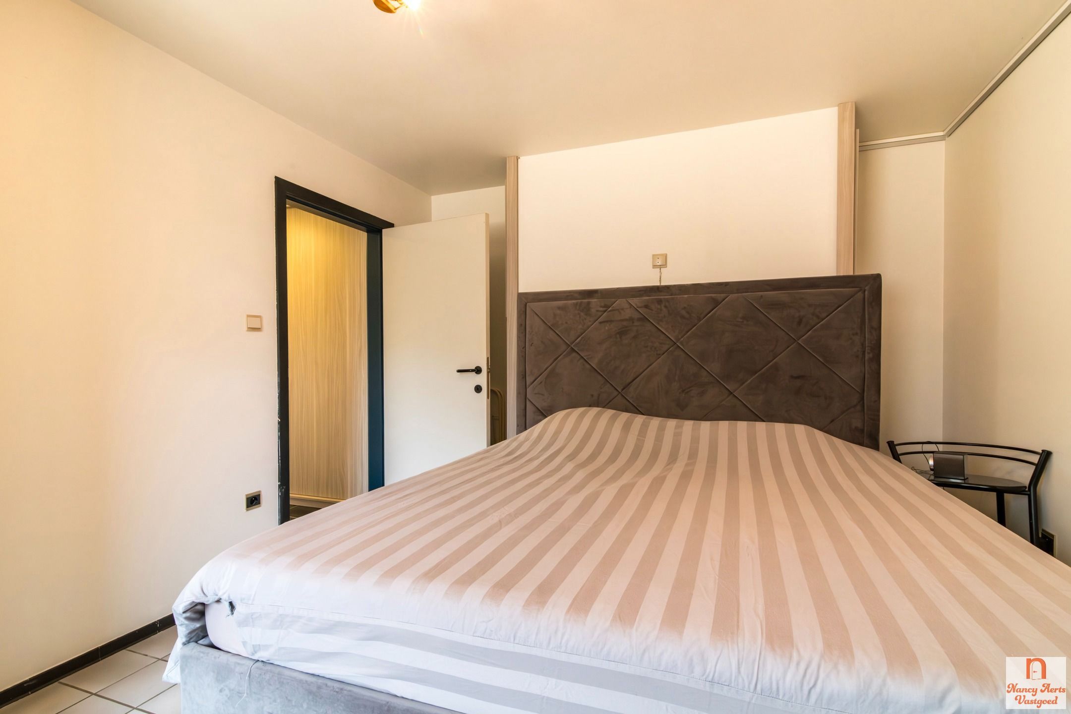 Ruime en instapklare gezinswoning met 6 slaapkamers foto 37