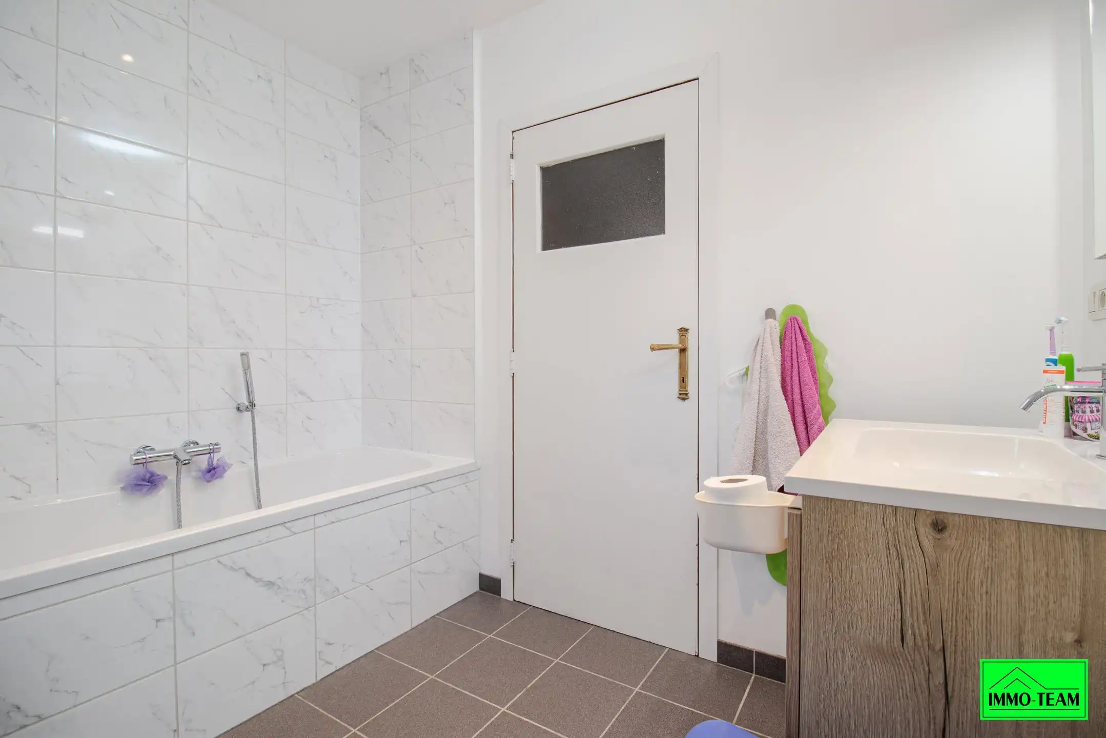 Charmante villa in rustige, groene omgeving foto 17