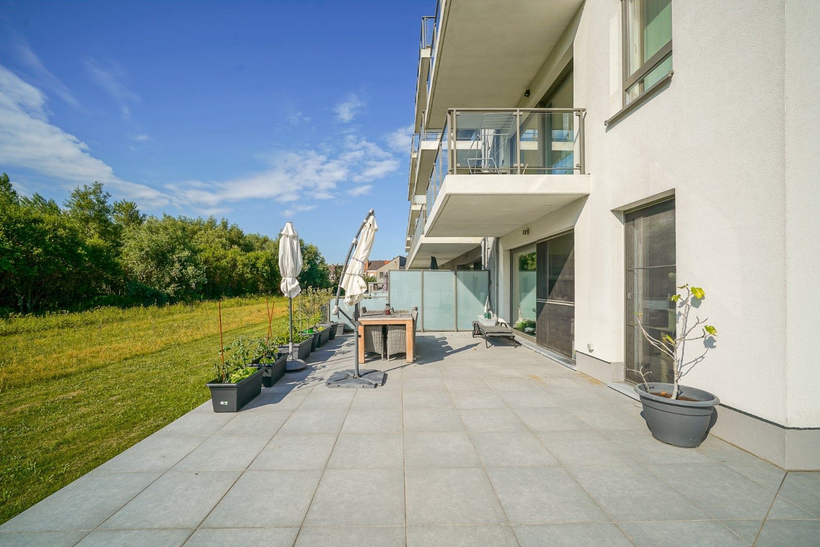 2 slaapkamer appartement met groot terras, garage en open uitzicht op groen foto 13