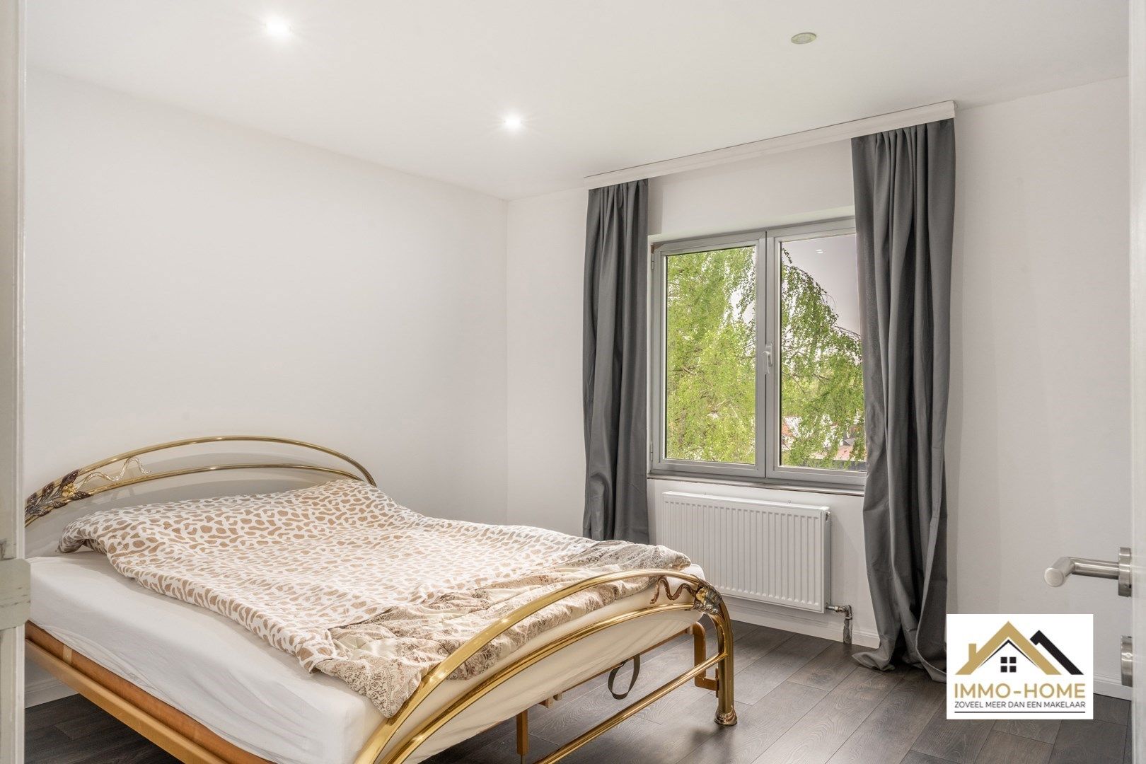 Heel erg ruim dakappartement + garage te Lokeren!  foto 5