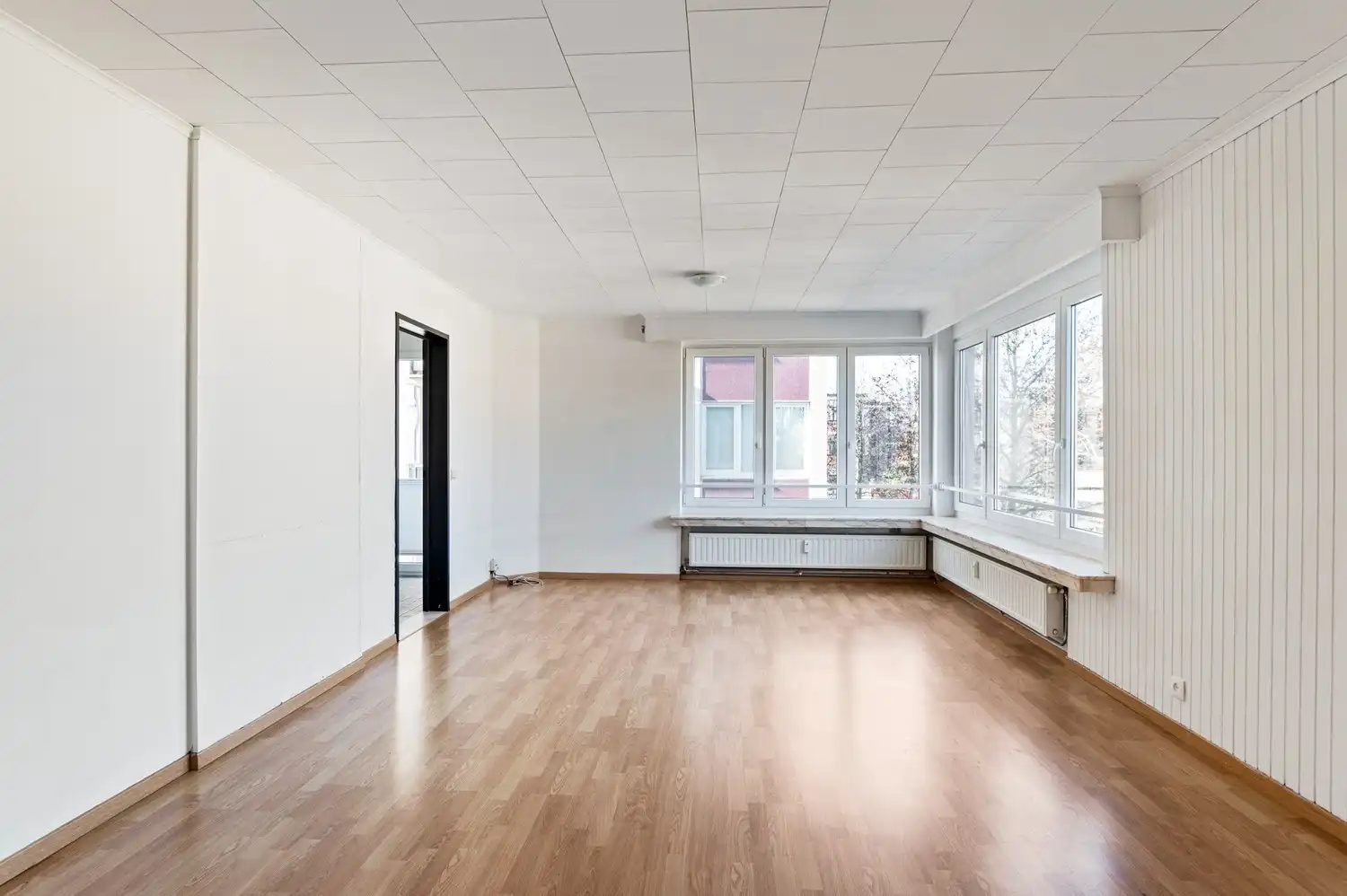 Lichtrijk appartement met 2 slaapkamers en ondergrondse parkeerplaats foto 8