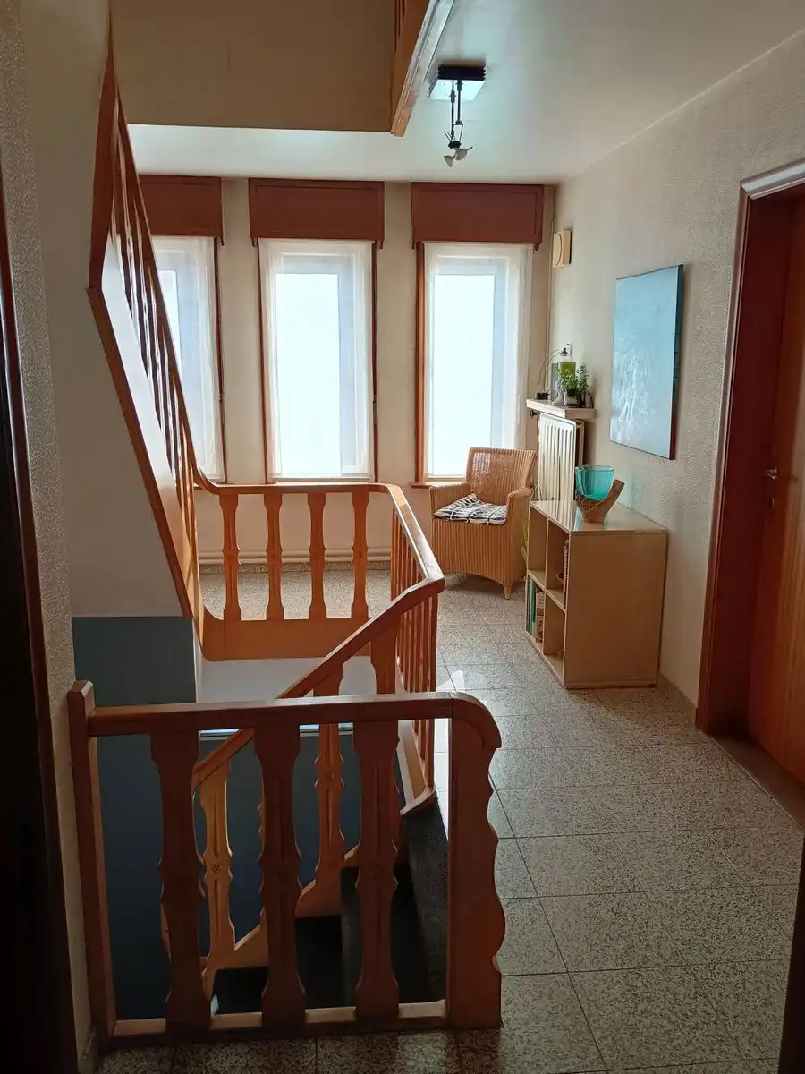 Ruime halfopen woning met tal van mogelijkheden foto 11