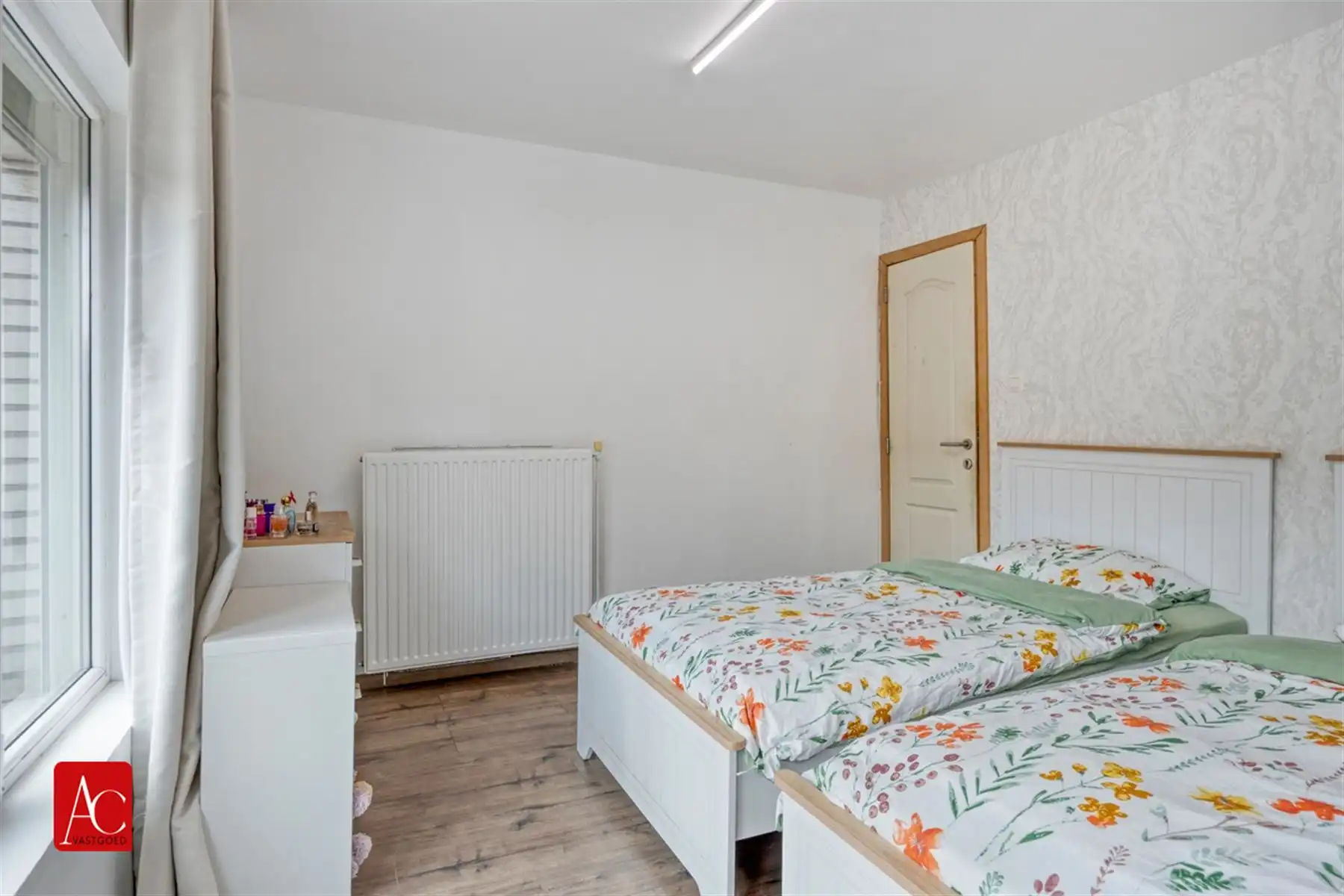 Instapklare gezinswoning met 3 slaapkamers en garage foto 14
