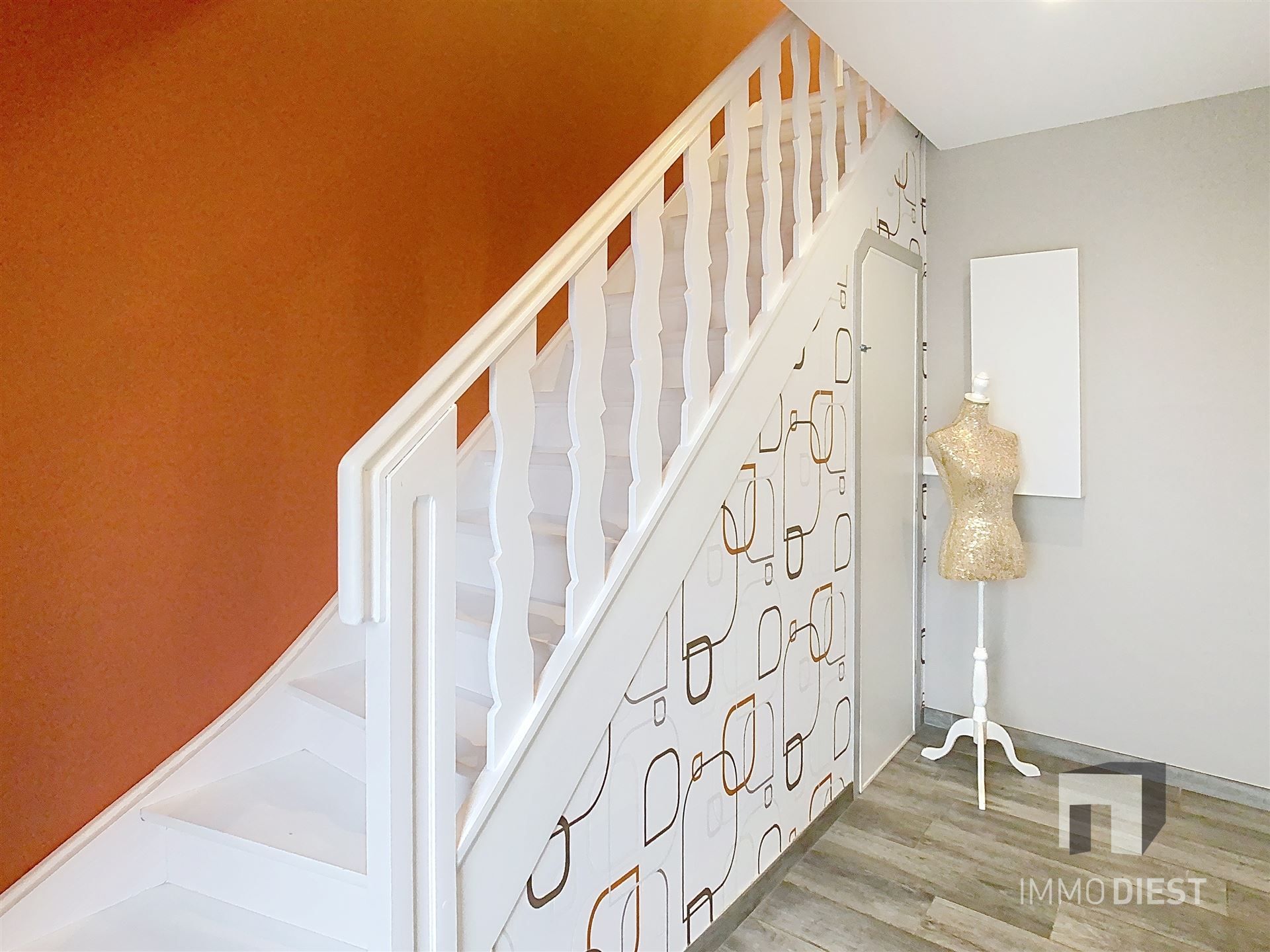 Volledig gerenoveerde halfopen bebouwing op 8a foto 18