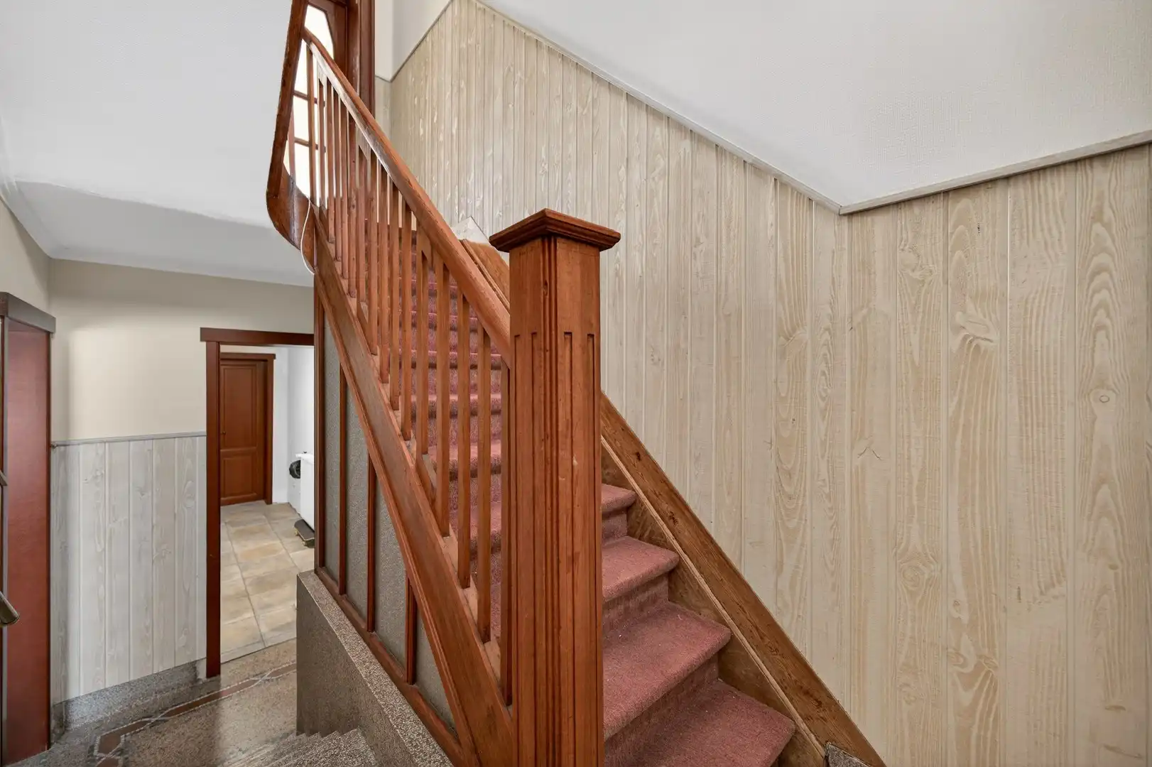 Ruime en instapklare woning met tal van mogelijkheden in Tienen. foto 6