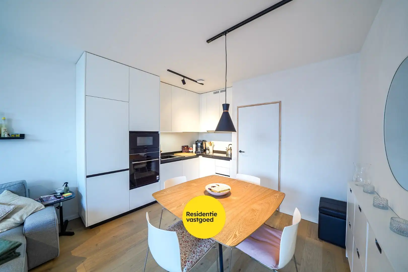 Recent en energiezuinig appartement met autostaanplaats in Bredene foto 4