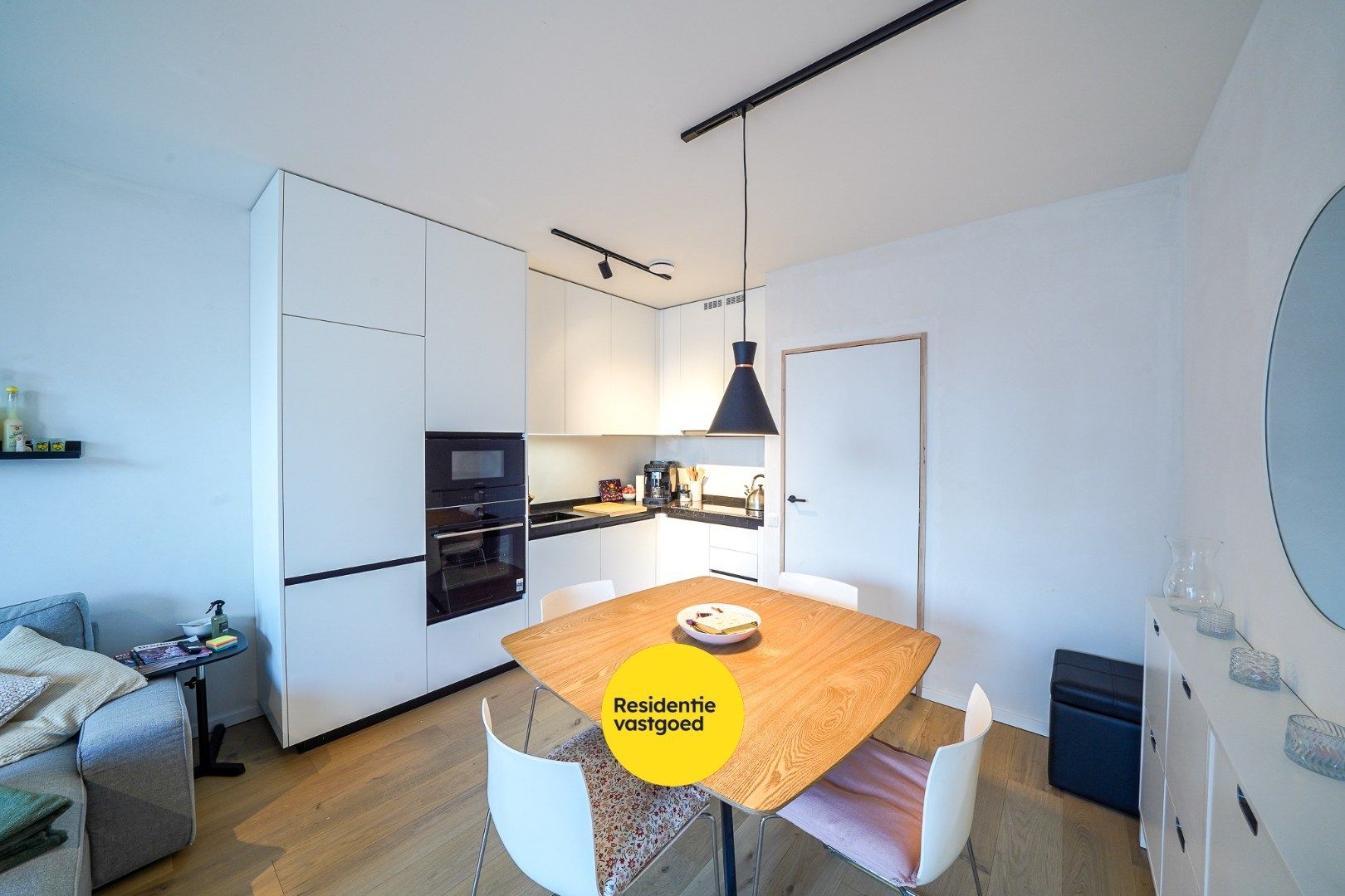 Recent en energiezuinig appartement met autostaanplaats in Bredene foto 4