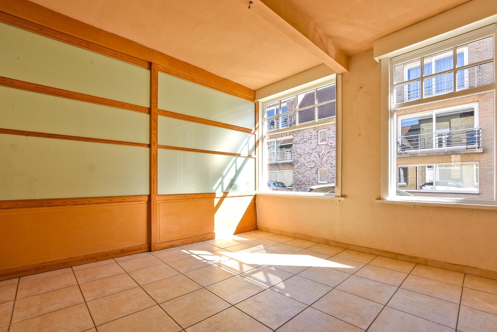 Charmante woning met opslagplaats in centrum Diksmuide! foto 4