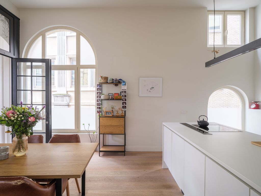 Uitzonderlijk duplexappartement, gelegen in een stijlvolle residentie, op slechts enkele meters van de Kouter en de Koestraat in Gent. foto 4
