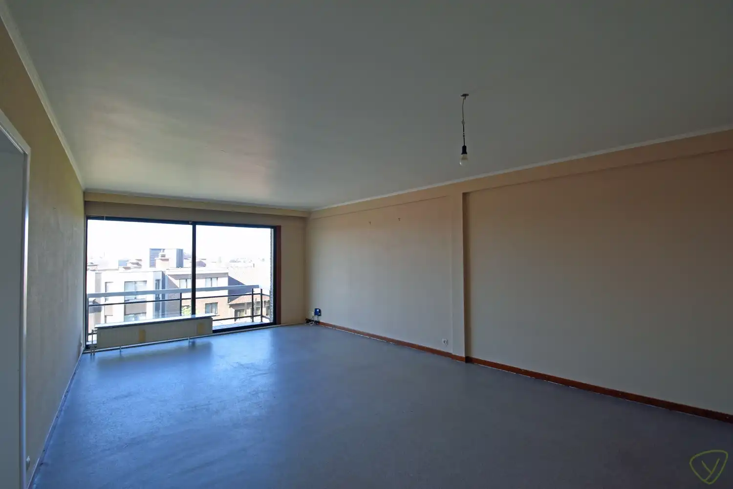 Instapklaar appartement met twee slaapkamers op een boogscheut van het centrum foto 3