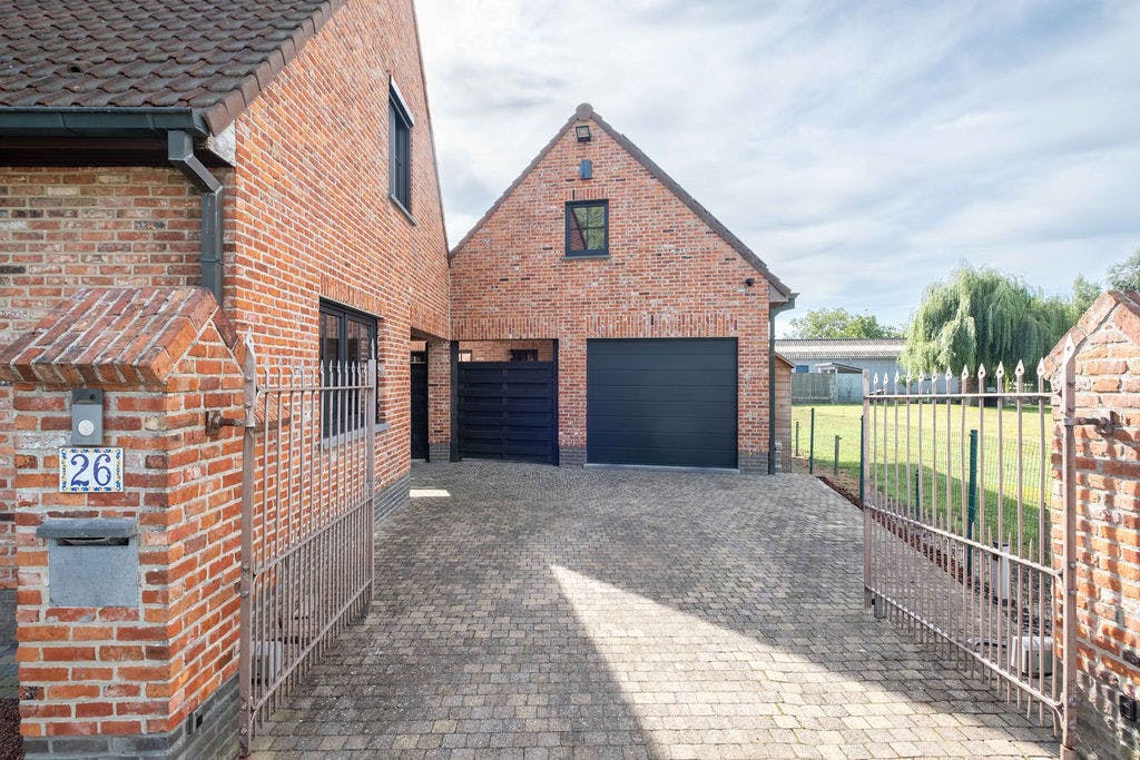 Mooi afgewerkte woning op rustige ligging te koop in Zulte foto 27