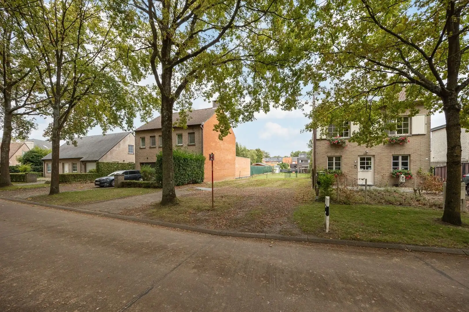 Zeldzaam breed met eindeloze mogelijkheden in Brasschaat foto 4