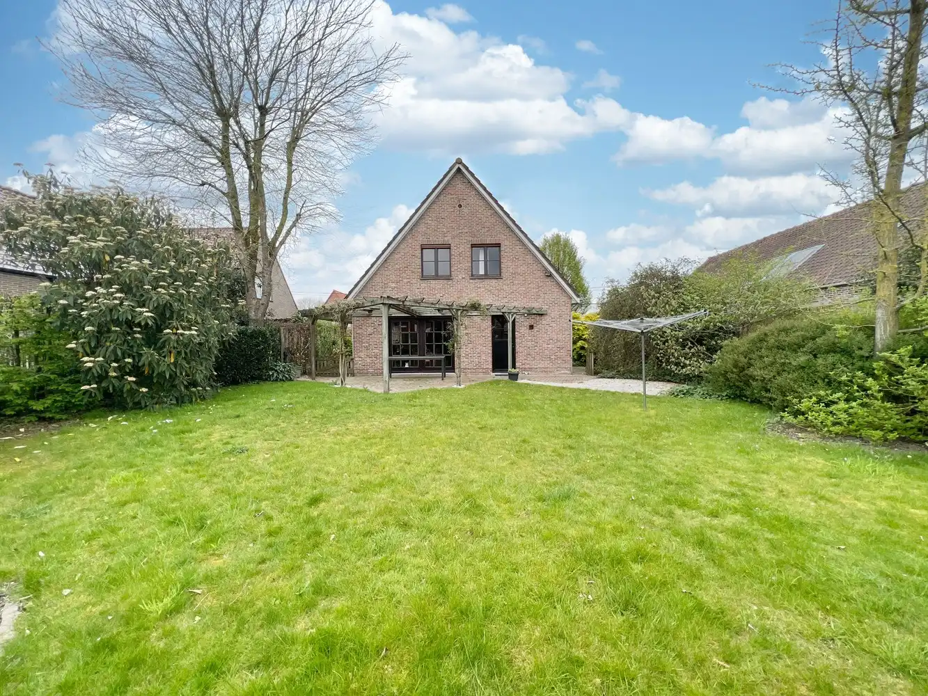 Karaktervolle, alleenstaande woning met zonnige tuin foto 13